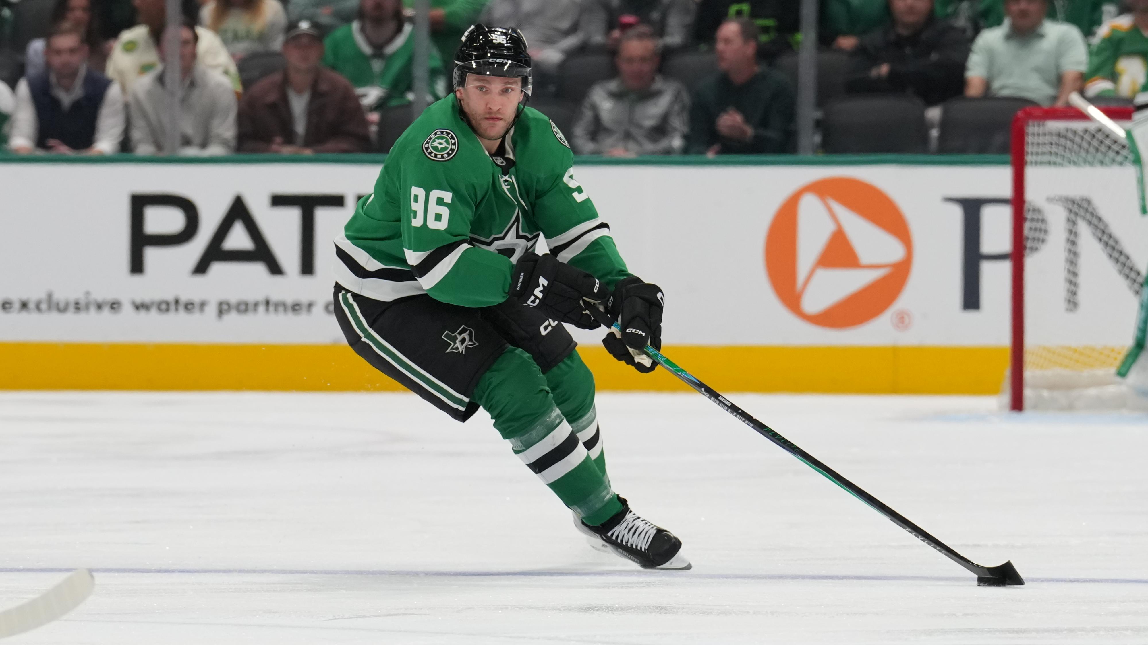 Edmonton Oilers v Dallas Stars