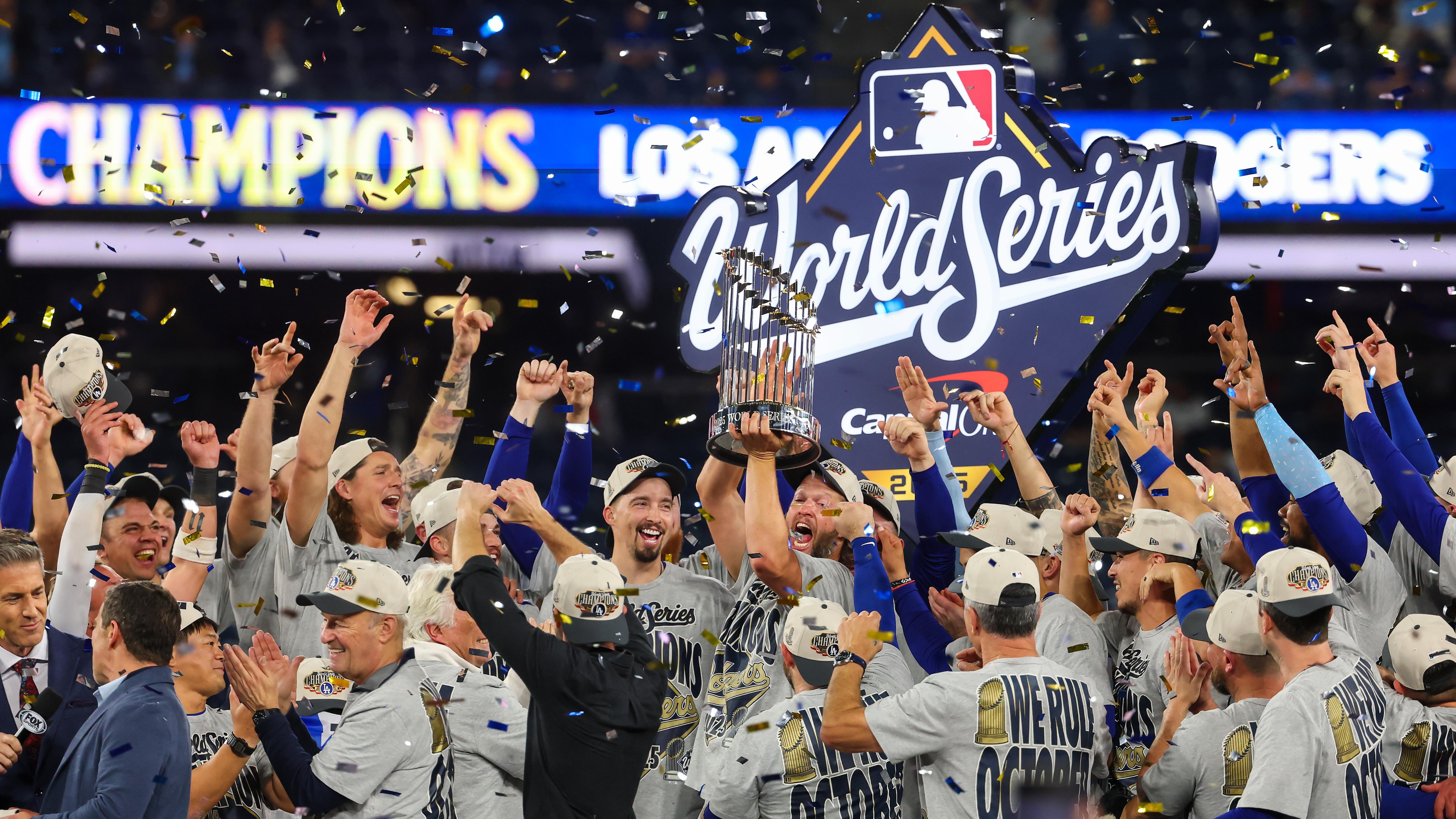 World Series - Los Angeles Dodgers v Toronto Blue Jays - Game Seven
