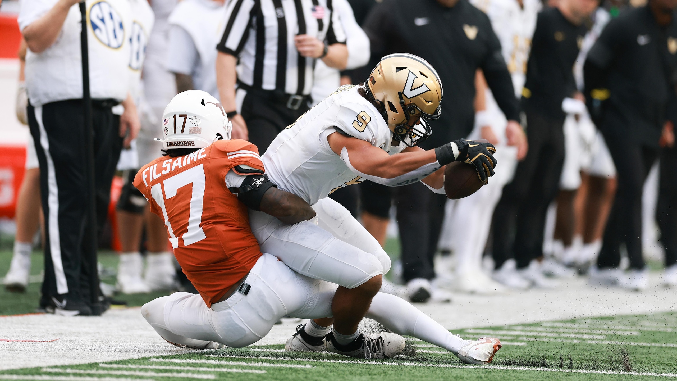 Vanderbilt v Texas