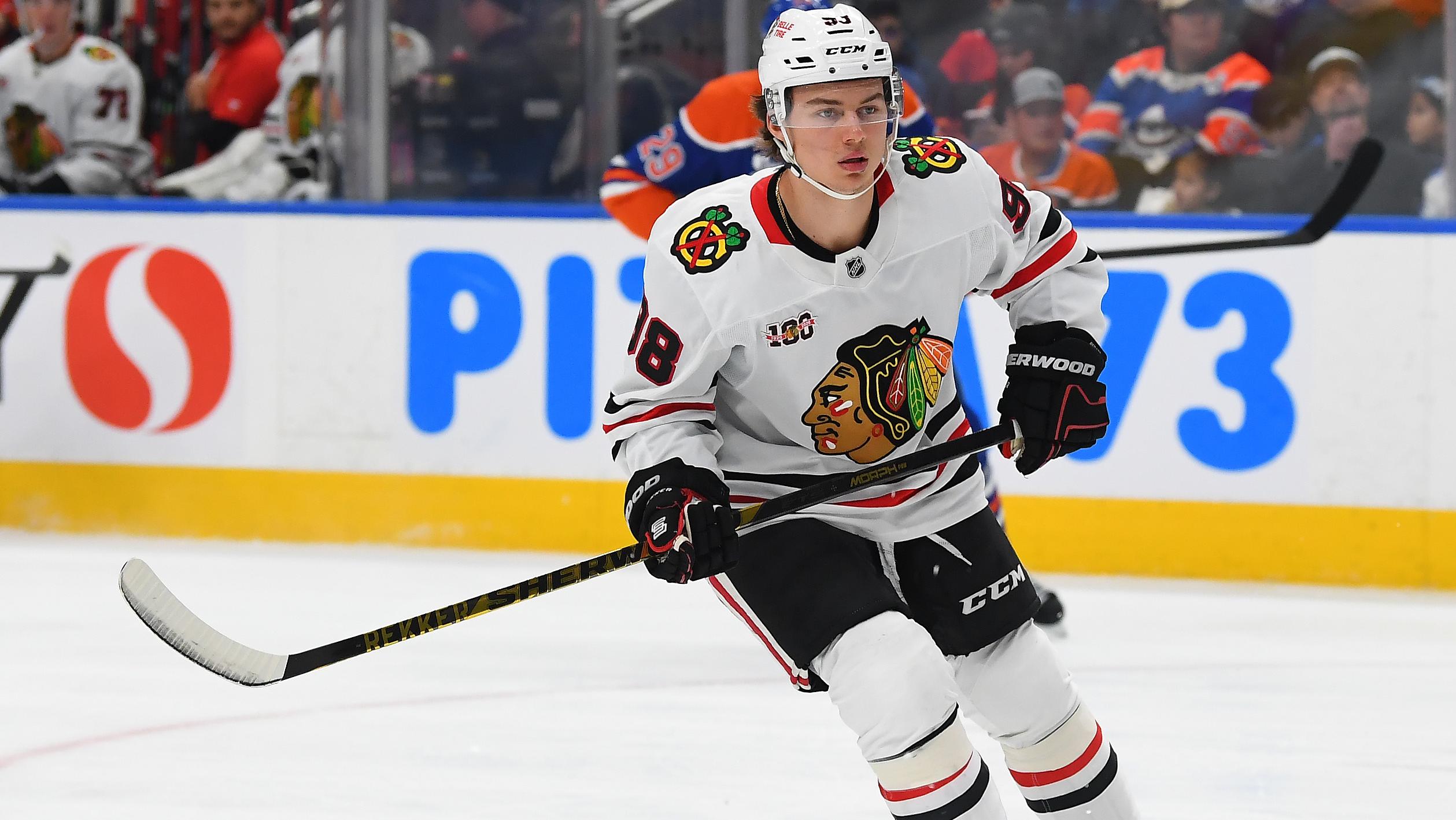 Chicago Blackhawks v Edmonton Oilers