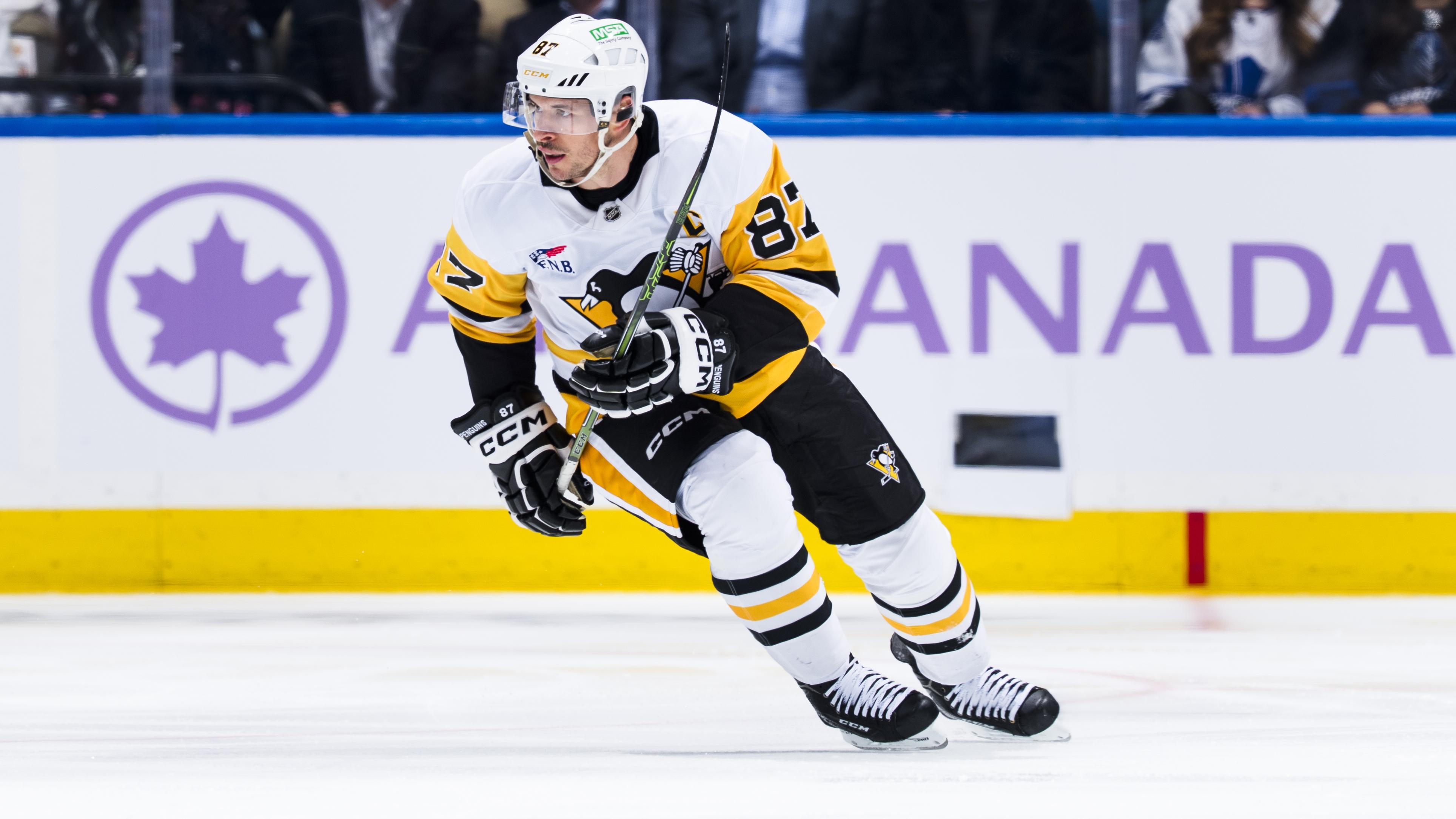 Pittsburgh Penguins v Toronto Maple Leafs