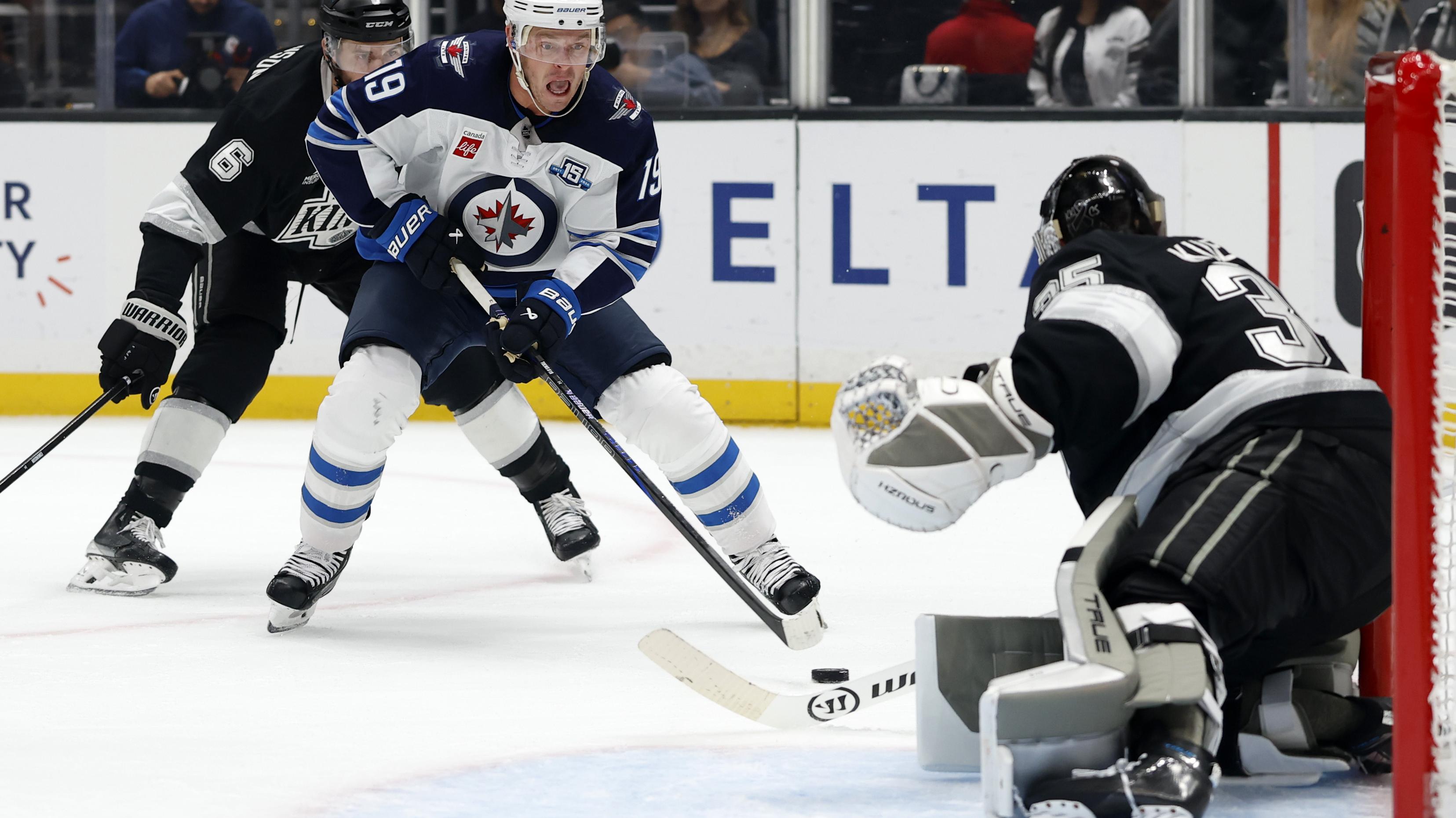 Winnipeg Jets v Los Angeles Kings