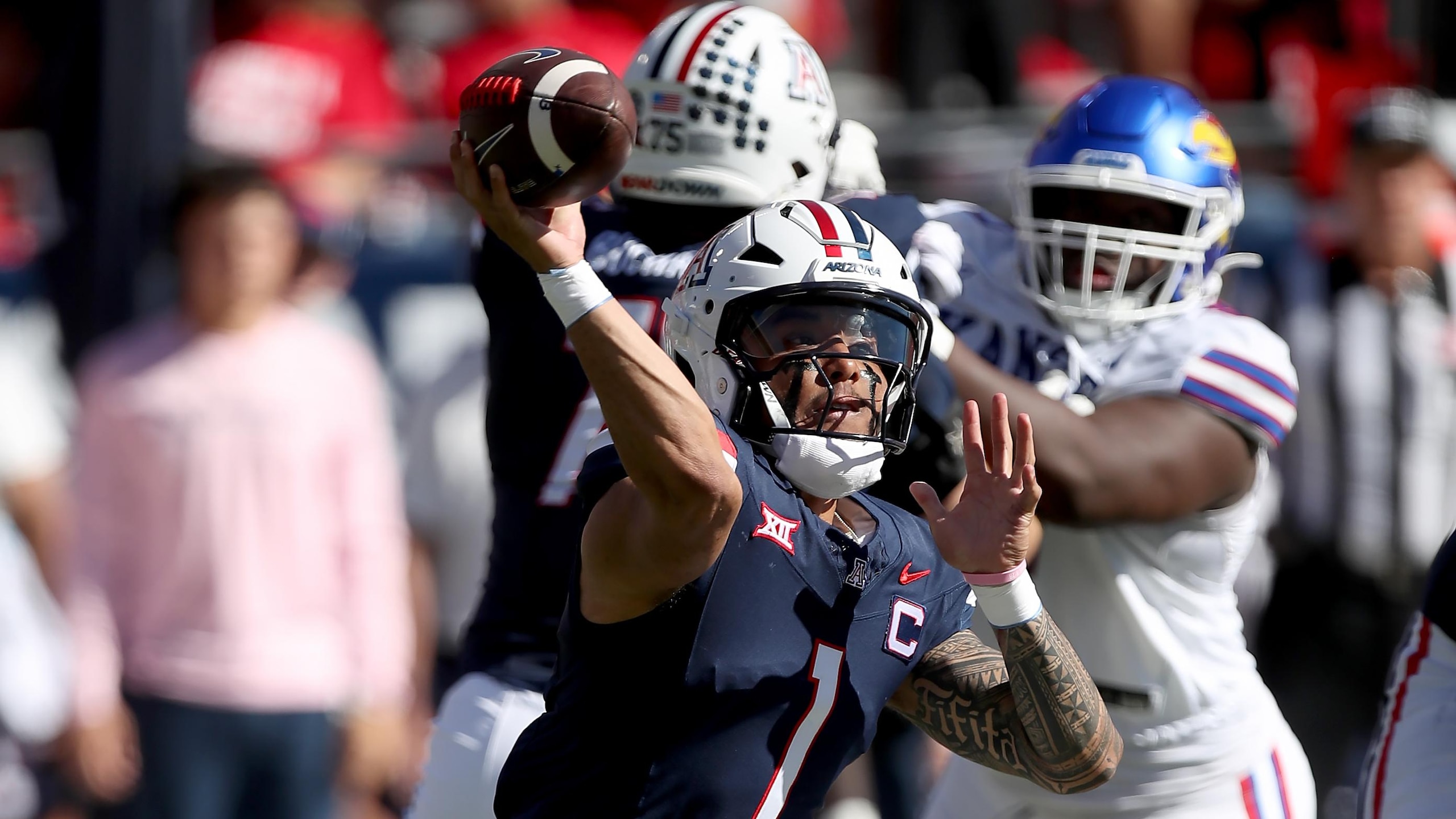 COLLEGE FOOTBALL: NOV 08 Kansas at Arizona COLLEGE FOOTBALL: NOV 08 Kansas at Arizona