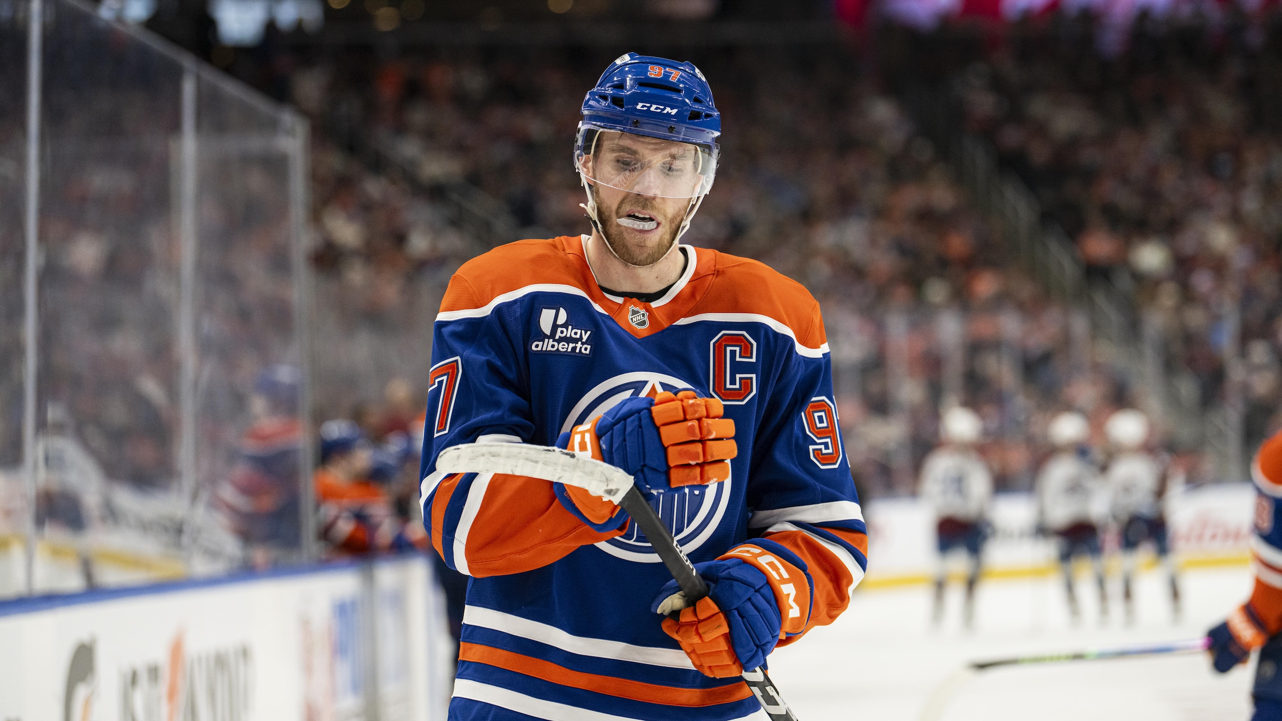 Colorado Avalanche v Edmonton Oilers