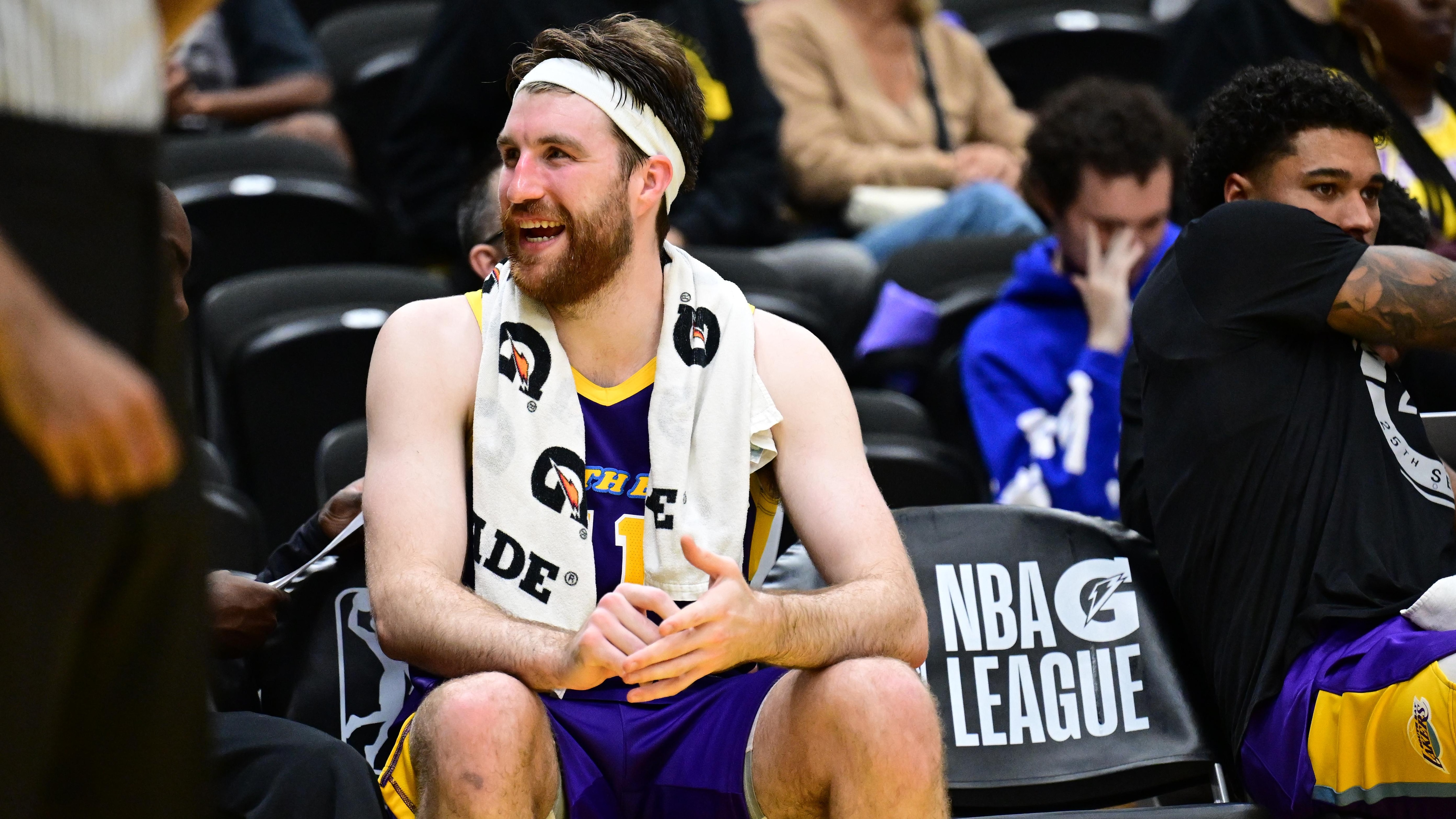 Drew Timme Joins Lakers on Two-Way Deal