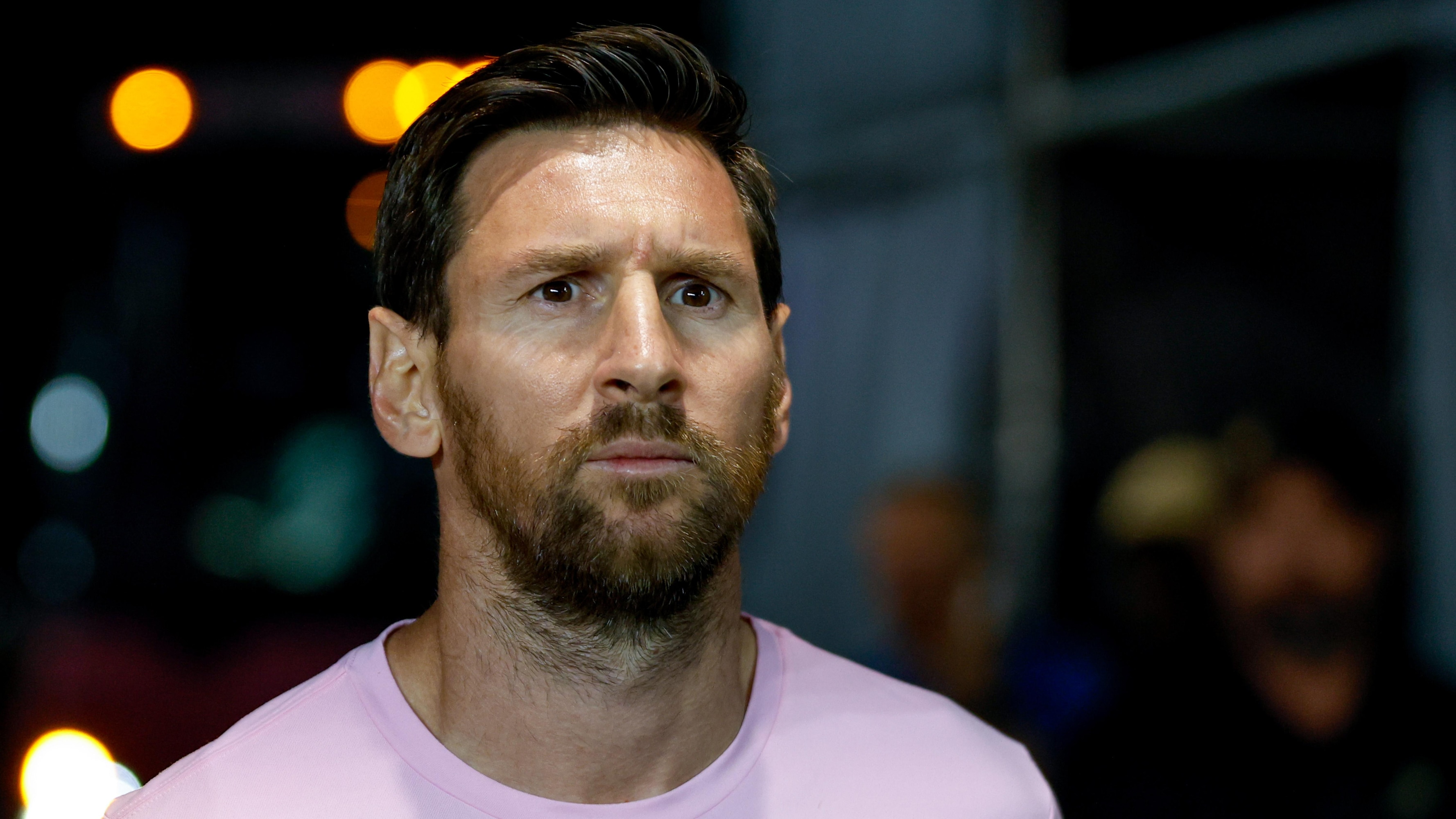 Lionel Messi Teases Return to Barcelona 'Not Just to Say Goodbye' amid Viral Photo
