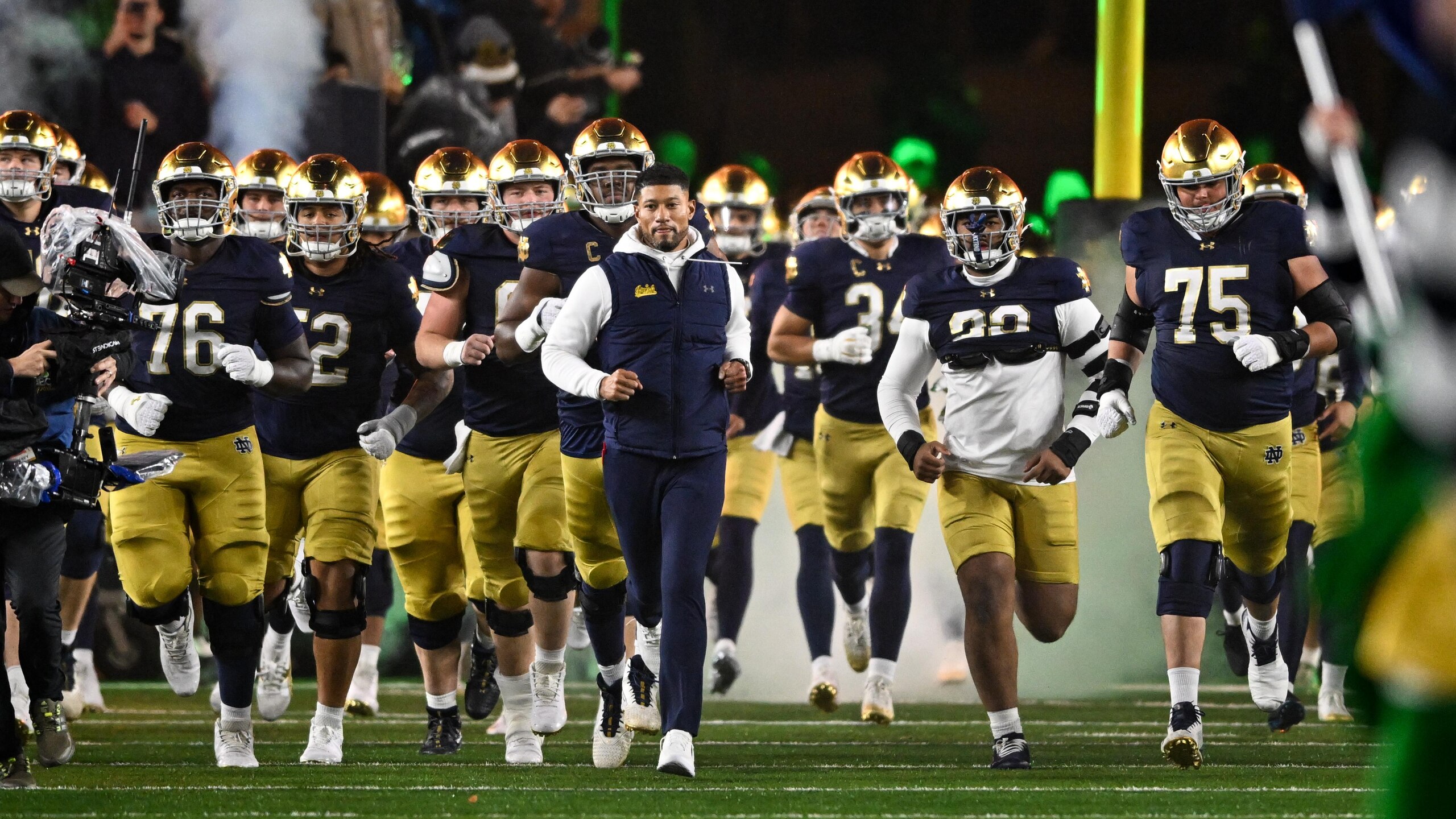 COLLEGE FOOTBALL: NOV 08 Navy at Notre Dame