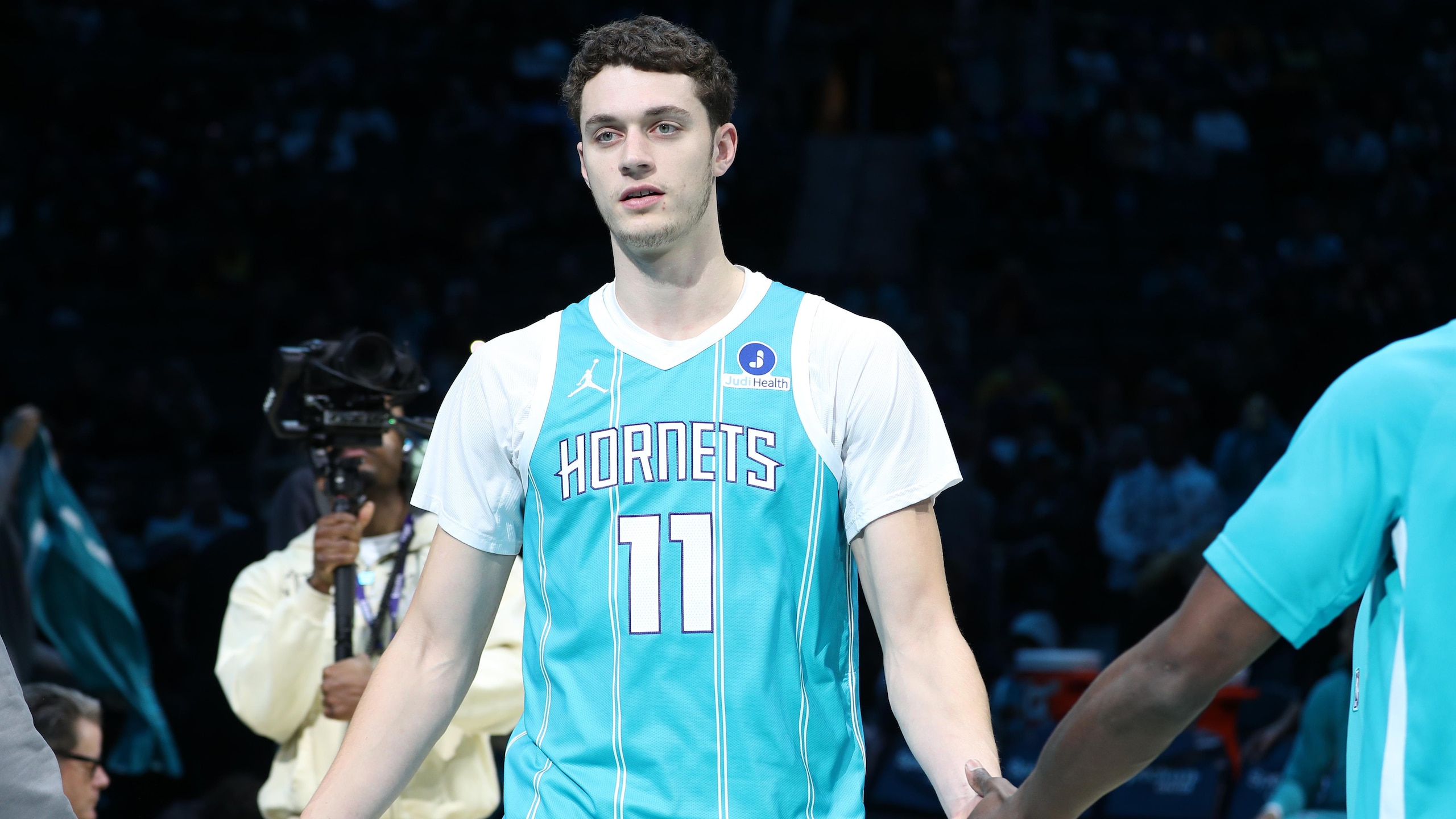 Los Angeles Lakers v Charlotte Hornets