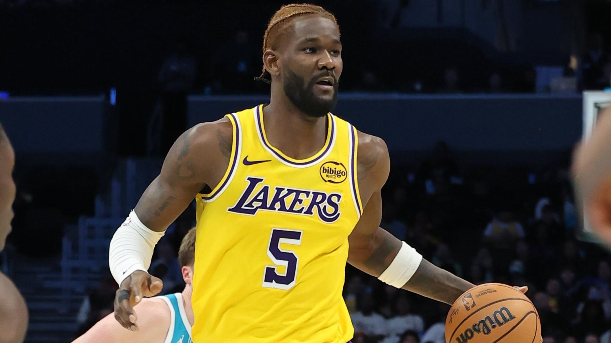 Los Angeles Lakers v Charlotte Hornets