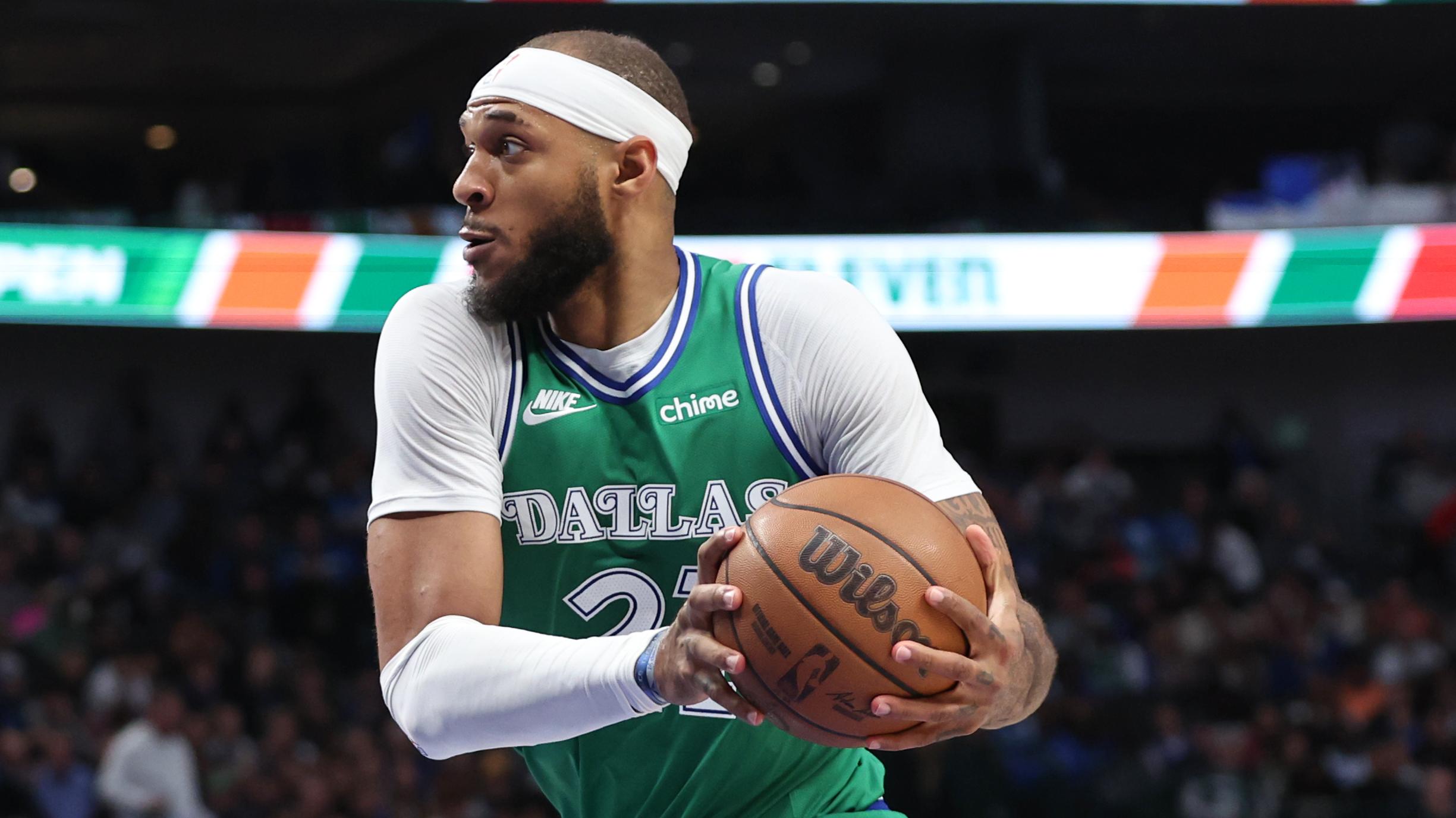 Milwaukee Bucks v Dallas Mavericks