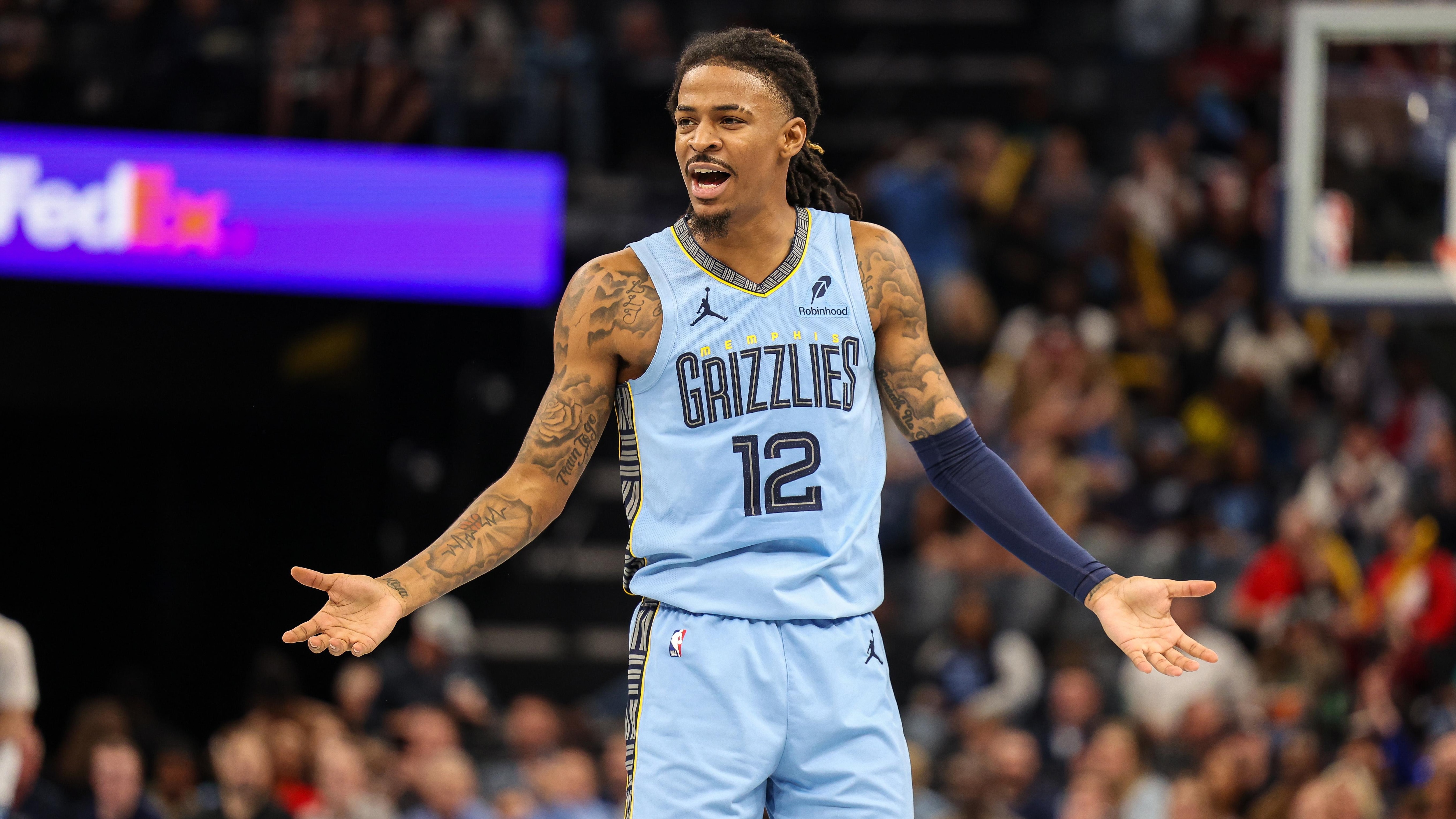 Dallas Mavericks v Memphis Grizzlies