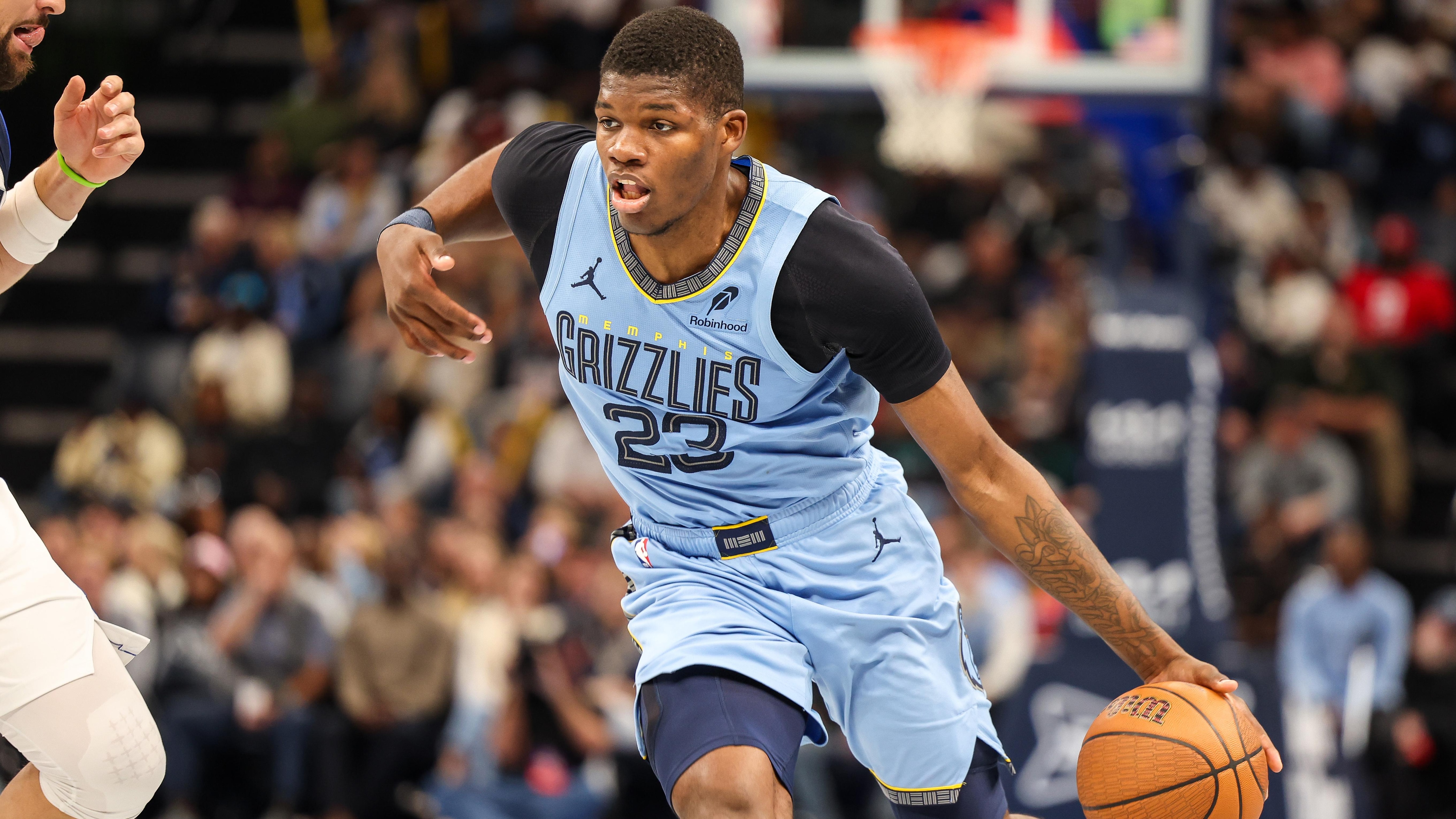 Dallas Mavericks v Memphis Grizzlies