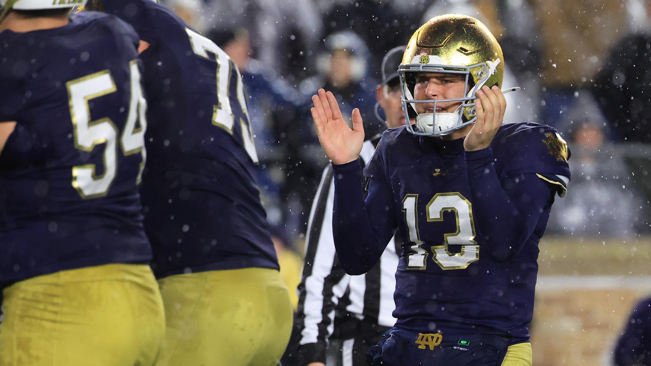 Navy v Notre Dame