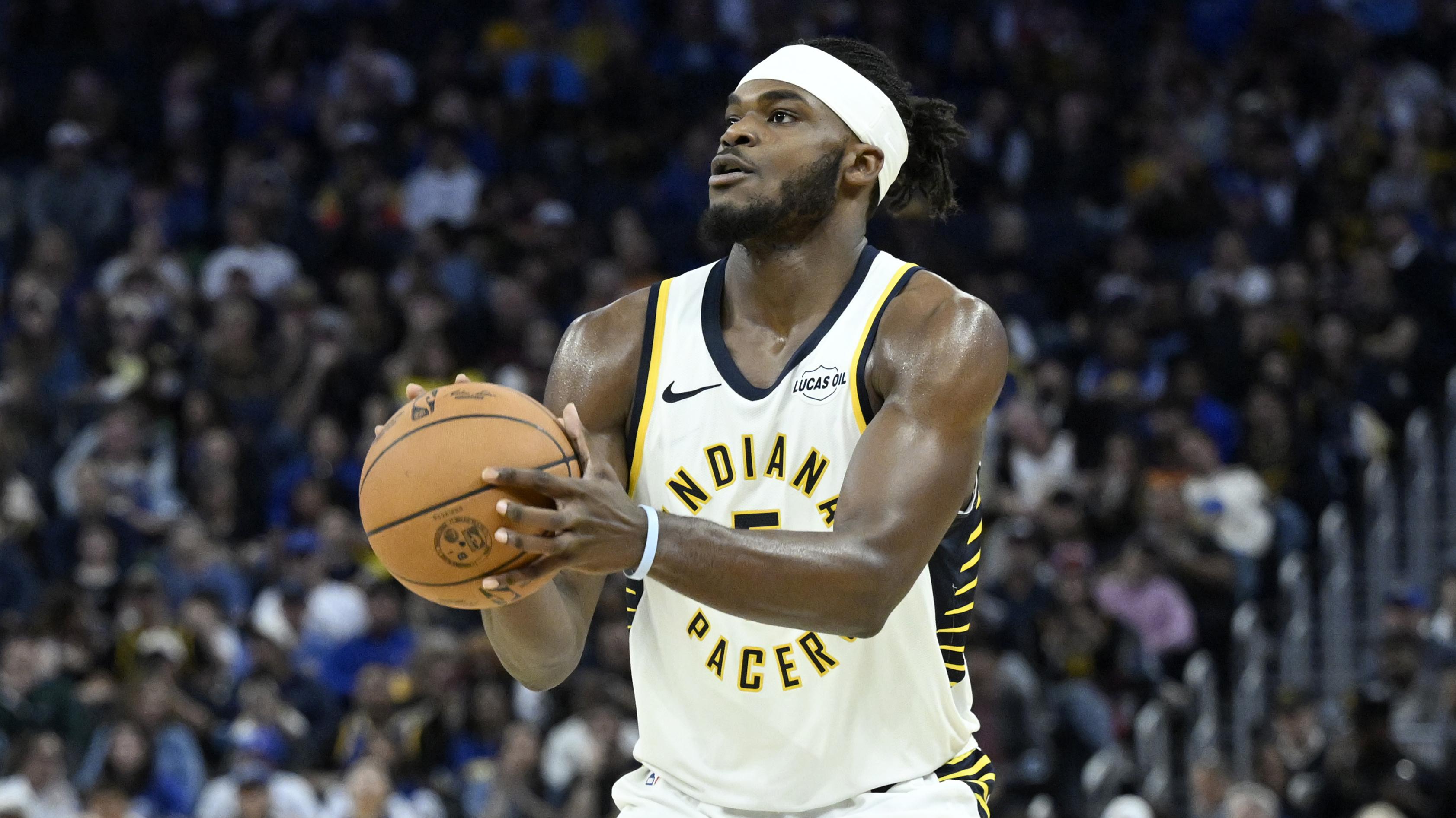 Indiana Pacers v Golden State Warriors