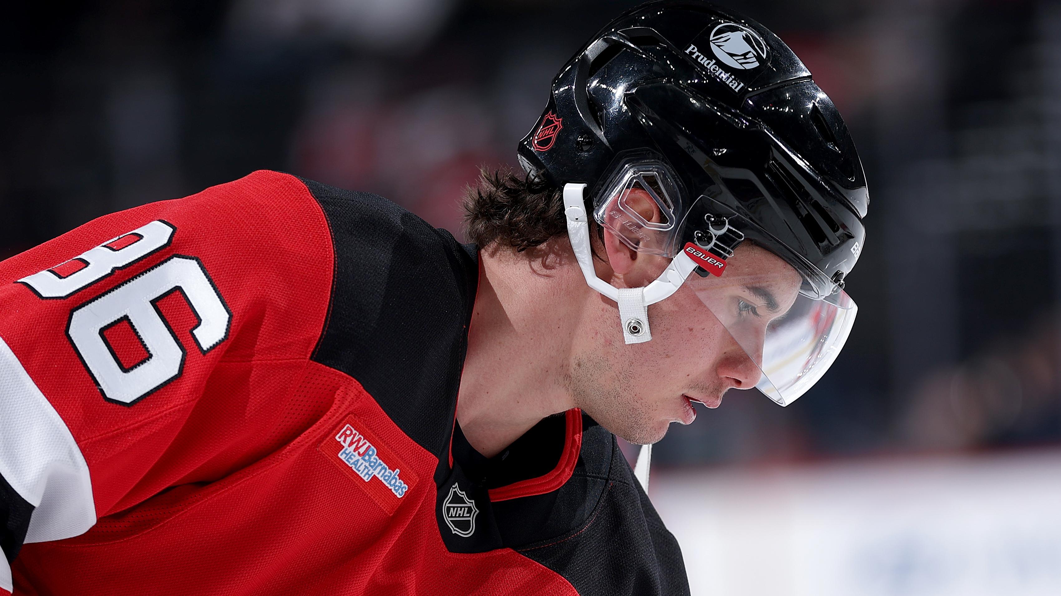 New York Islanders v New Jersey Devils