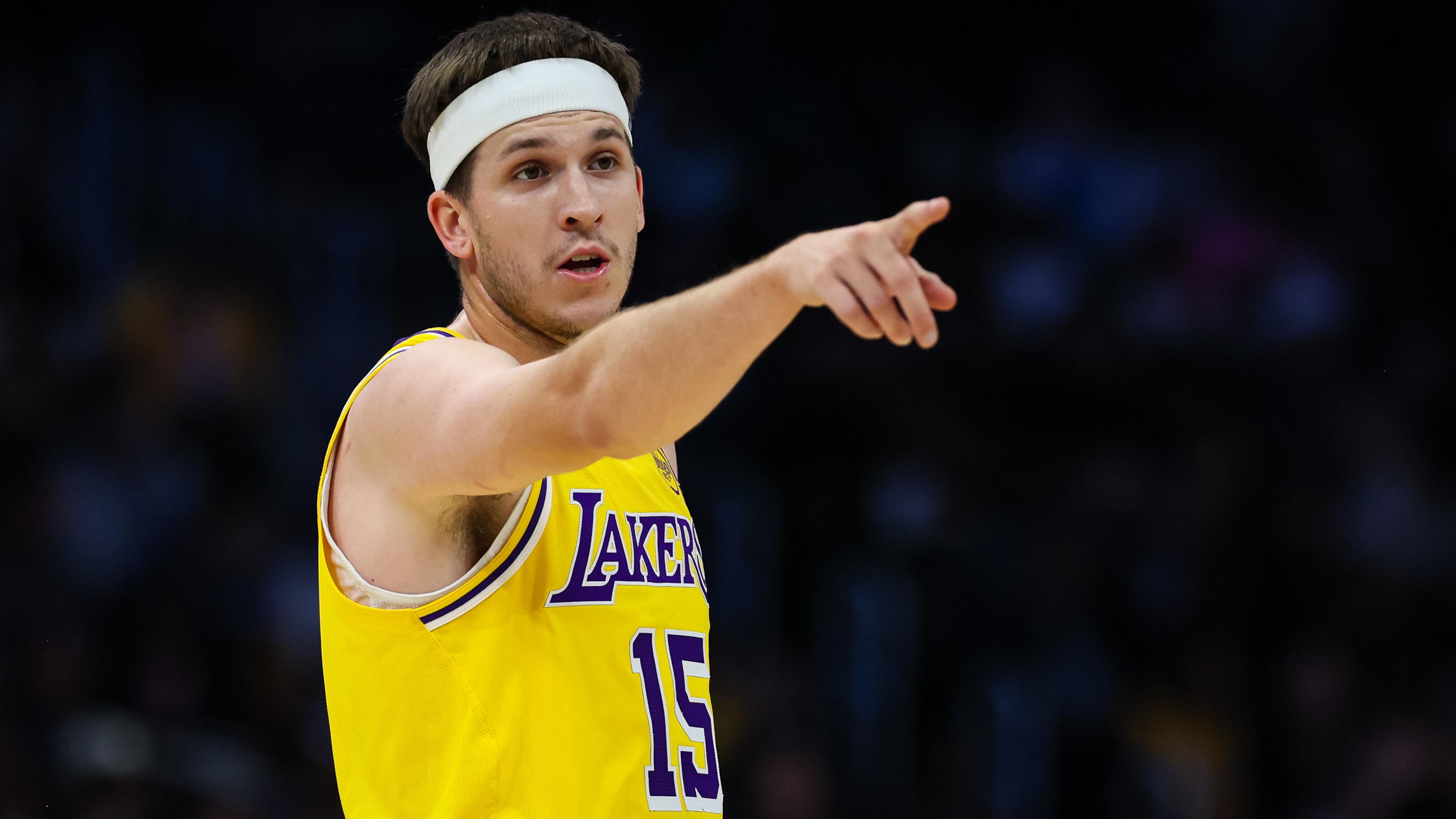 Los Angeles Lakers v Charlotte Hornets