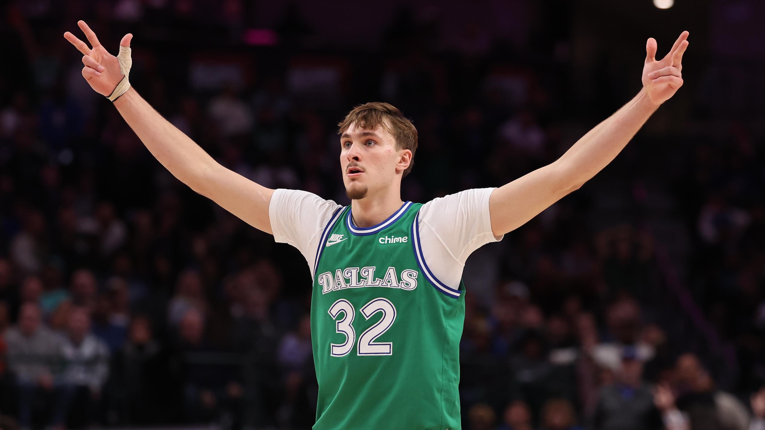 Milwaukee Bucks v Dallas Mavericks Milwaukee Bucks v Dallas Mavericks
