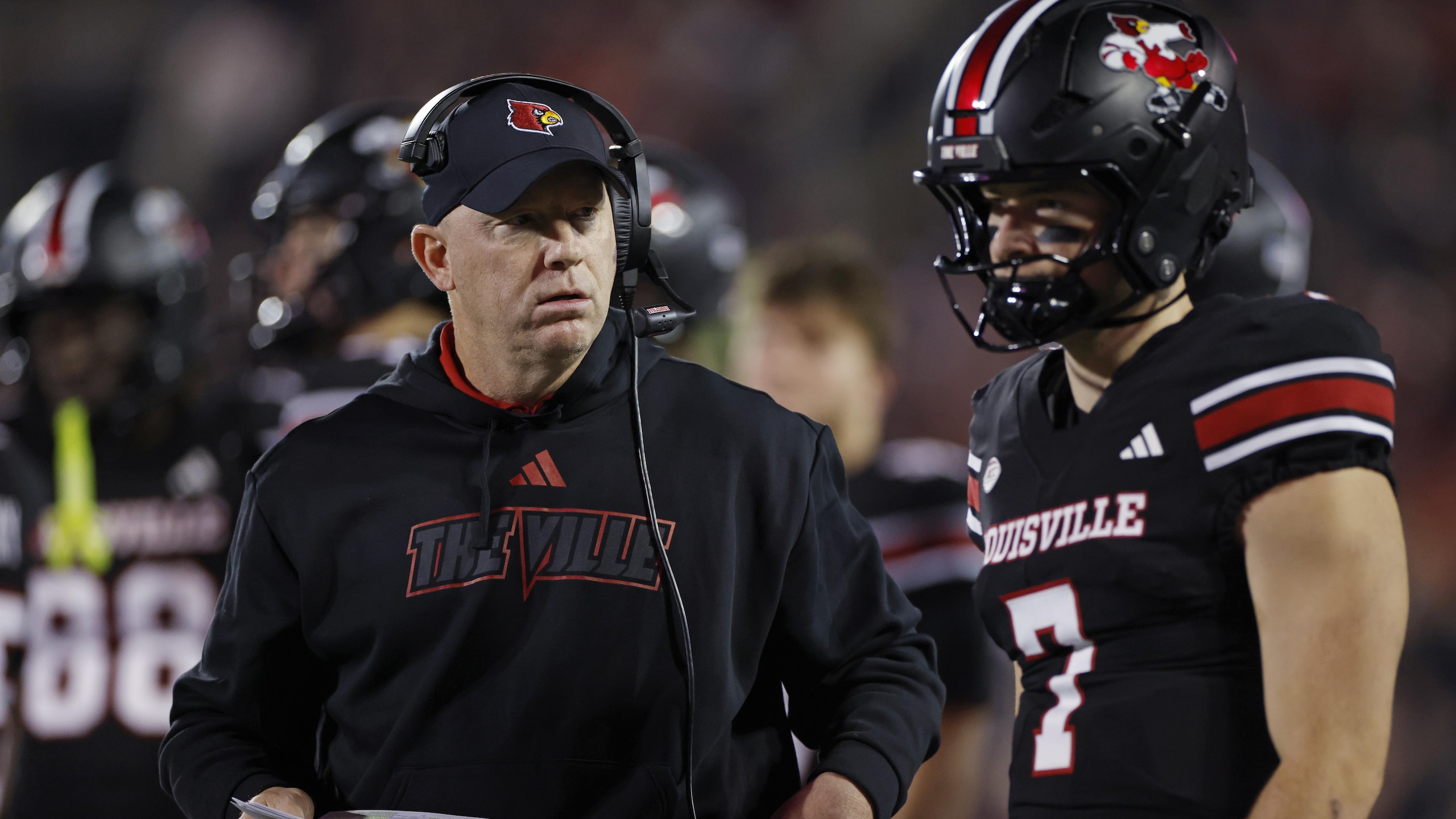 COLLEGE FOOTBALL: NOV 14 Clemson at Louisville COLLEGE FOOTBALL: NOV 14 Clemson at Louisville