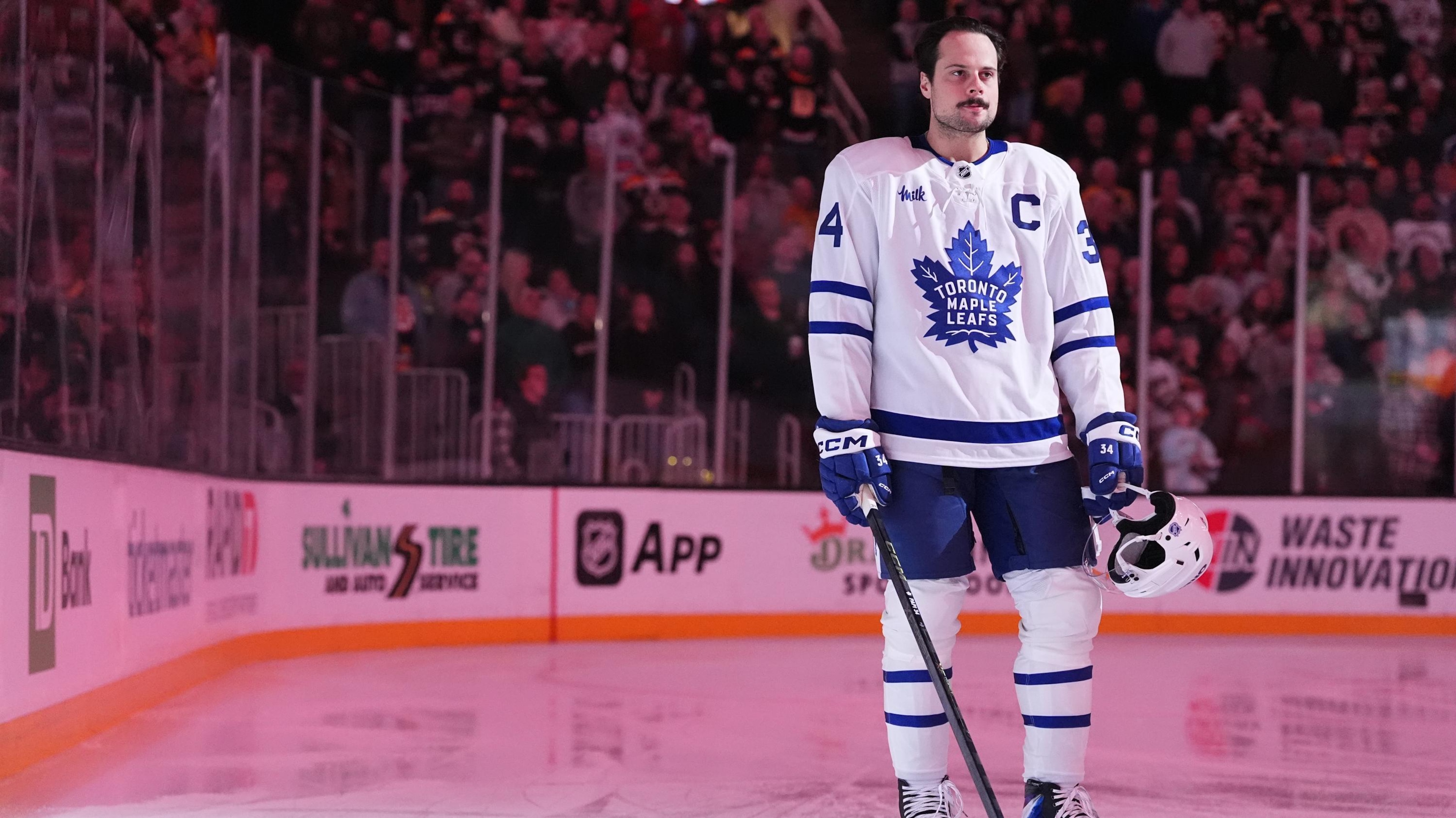 Toronto Maple Leafs v Boston Bruins