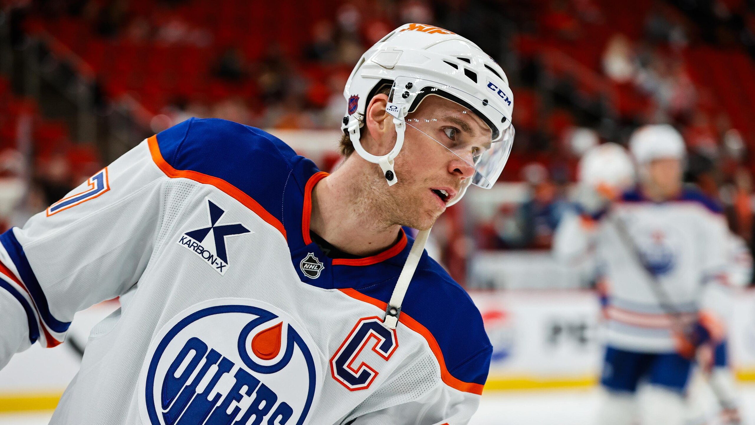 Edmonton Oilers v Carolina Hurricanes Edmonton Oilers v Carolina Hurricanes