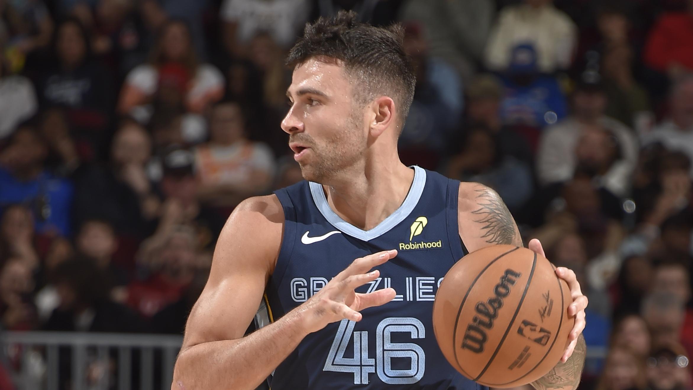 Memphis Grizzlies v Cleveland Cavaliers