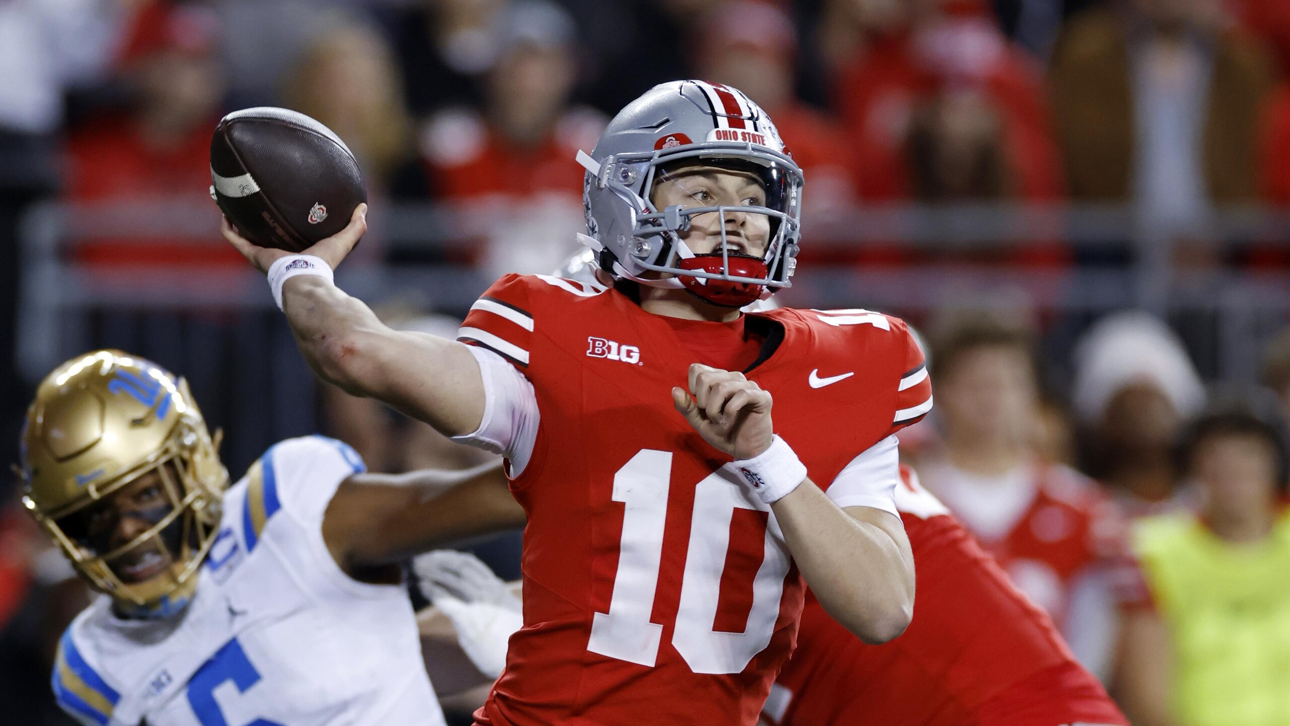COLLEGE FOOTBALL: NOV 15 UCLA at Ohio State