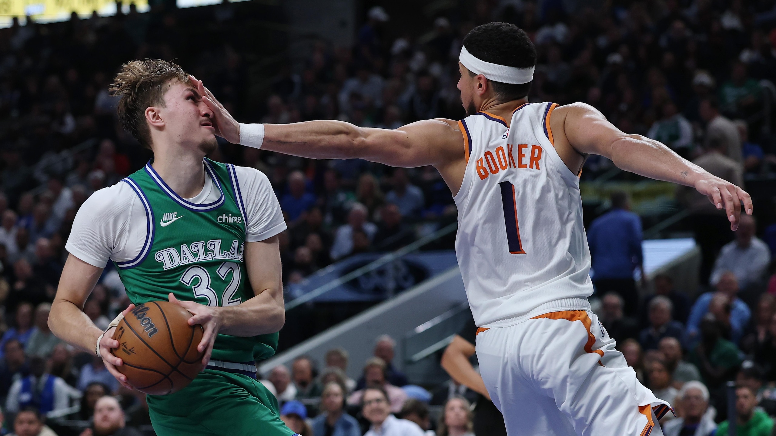 Phoenix Suns v Dallas Mavericks