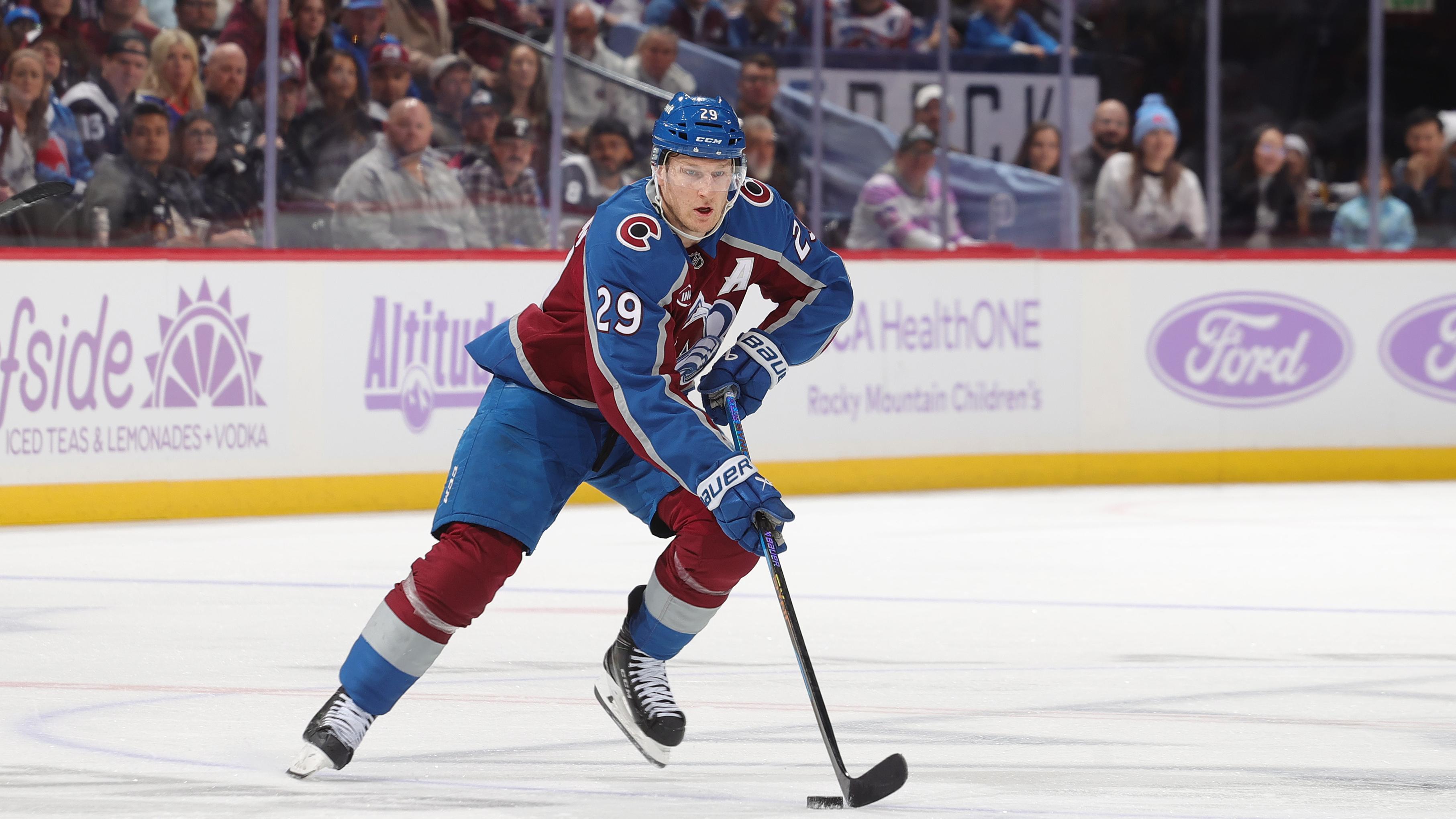 New York Islanders v Colorado Avalanche