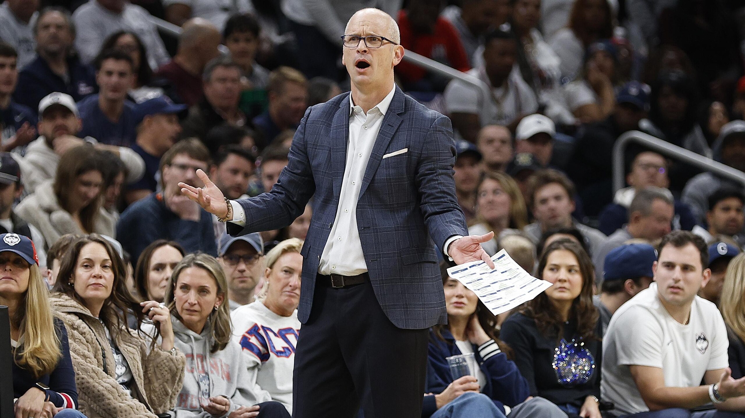 COLLEGE BASKETBALL: NOV 15 Hall of Fame Series UConn vs BYU