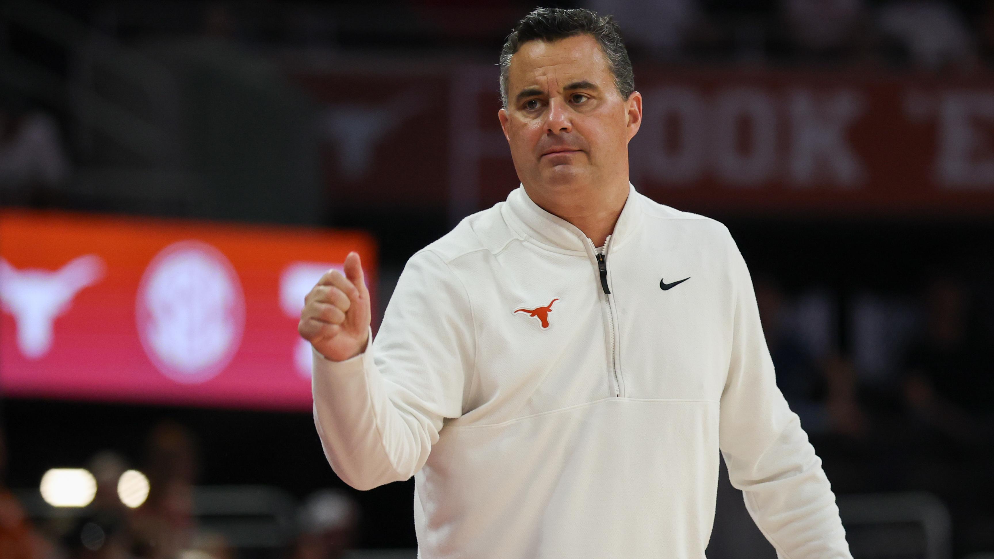 COLLEGE BASKETBALL: NOV 15 Kansas City at Texas