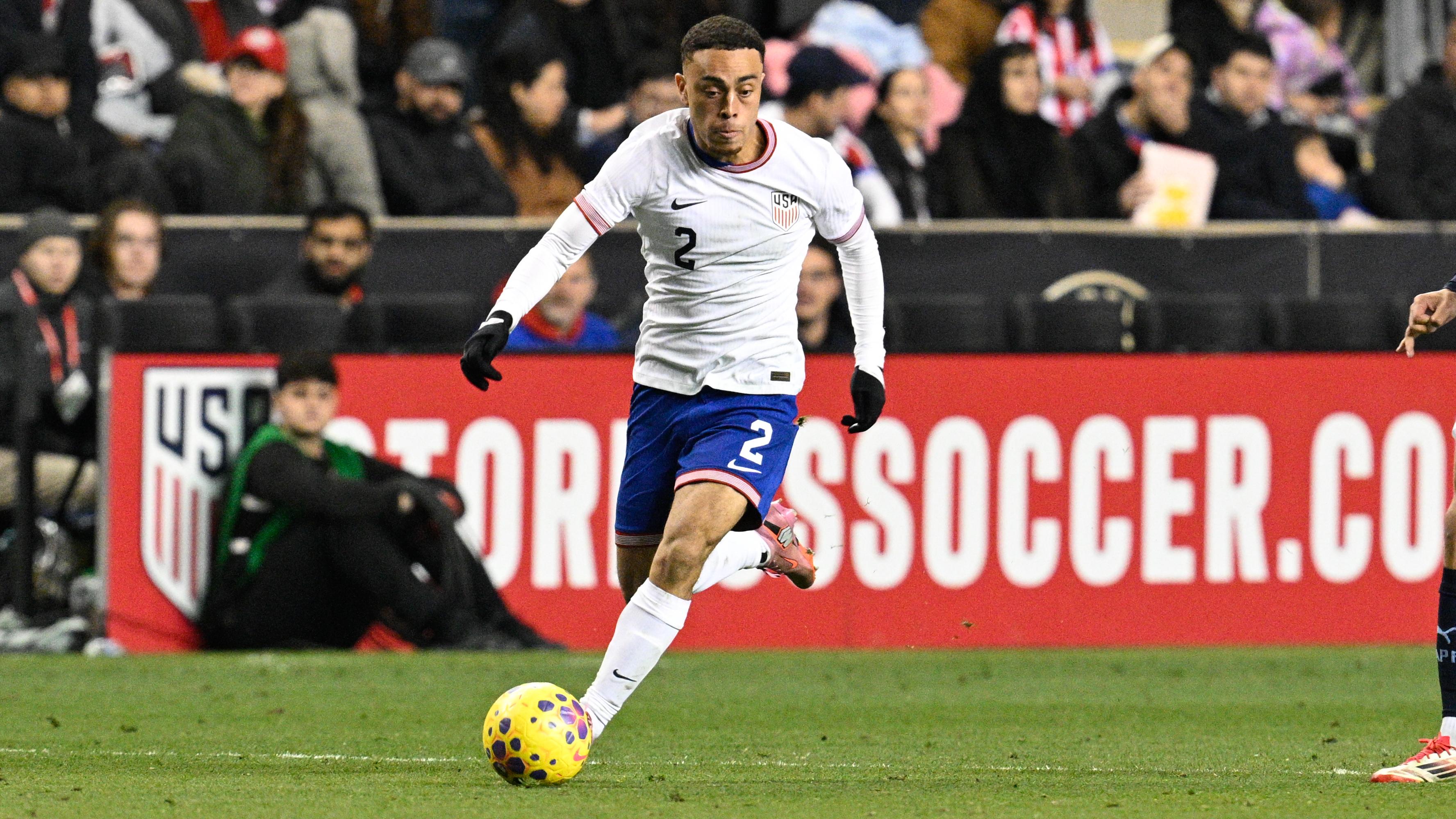 SOCCER: NOV 15 USA vs Paraguay