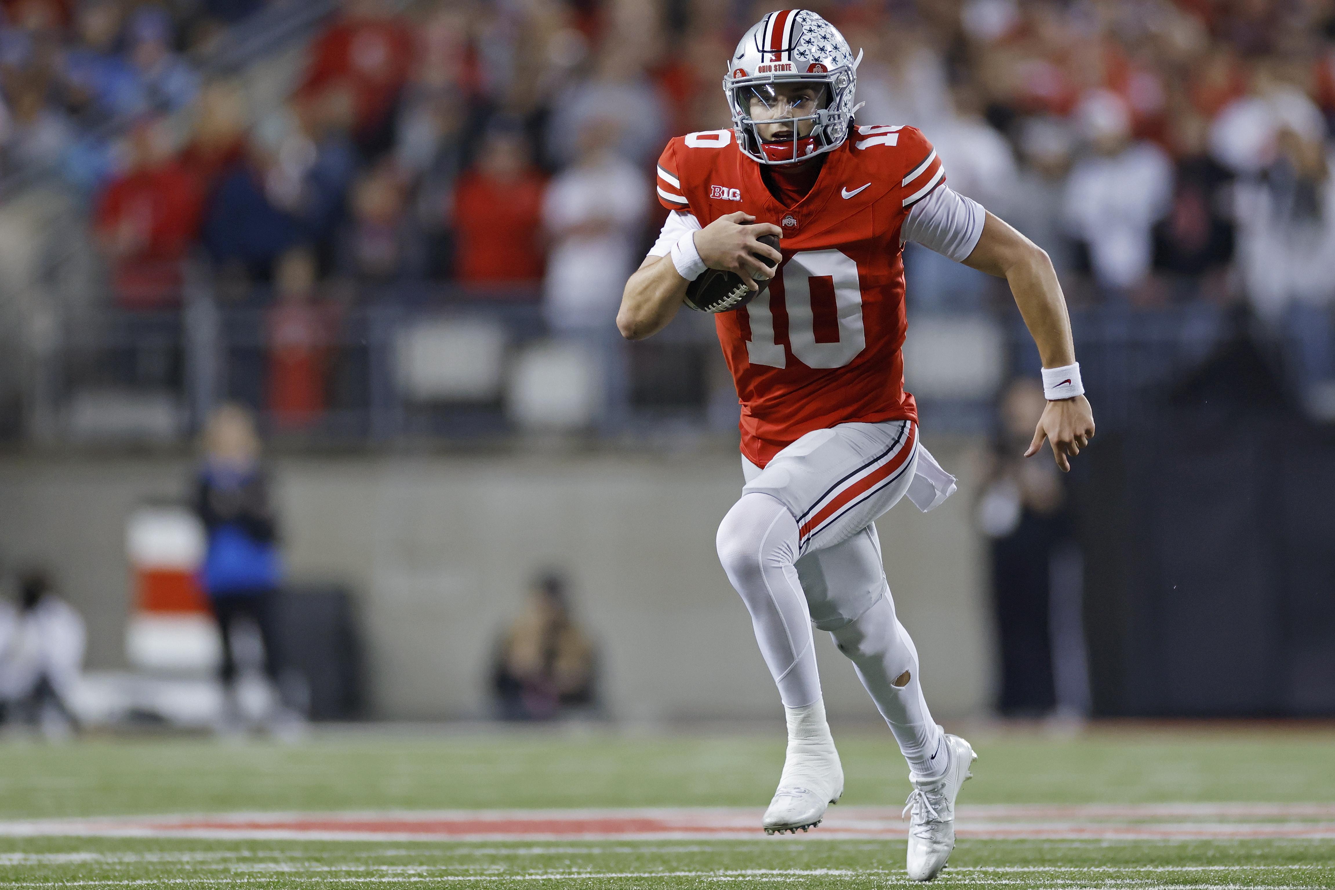 COLLEGE FOOTBALL: NOV 15 UCLA at Ohio State