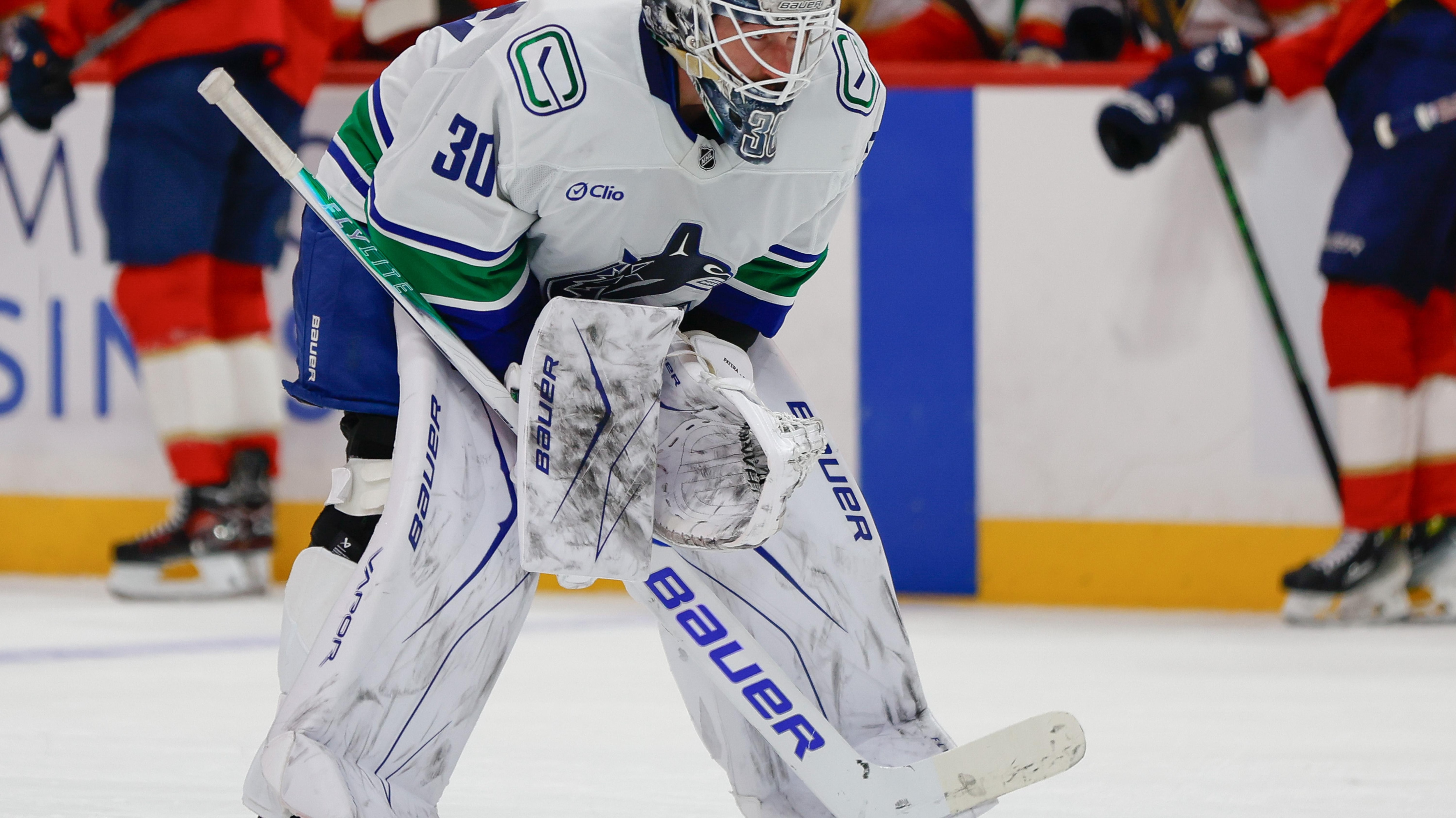 NHL: NOV 17 Canucks at Panthers