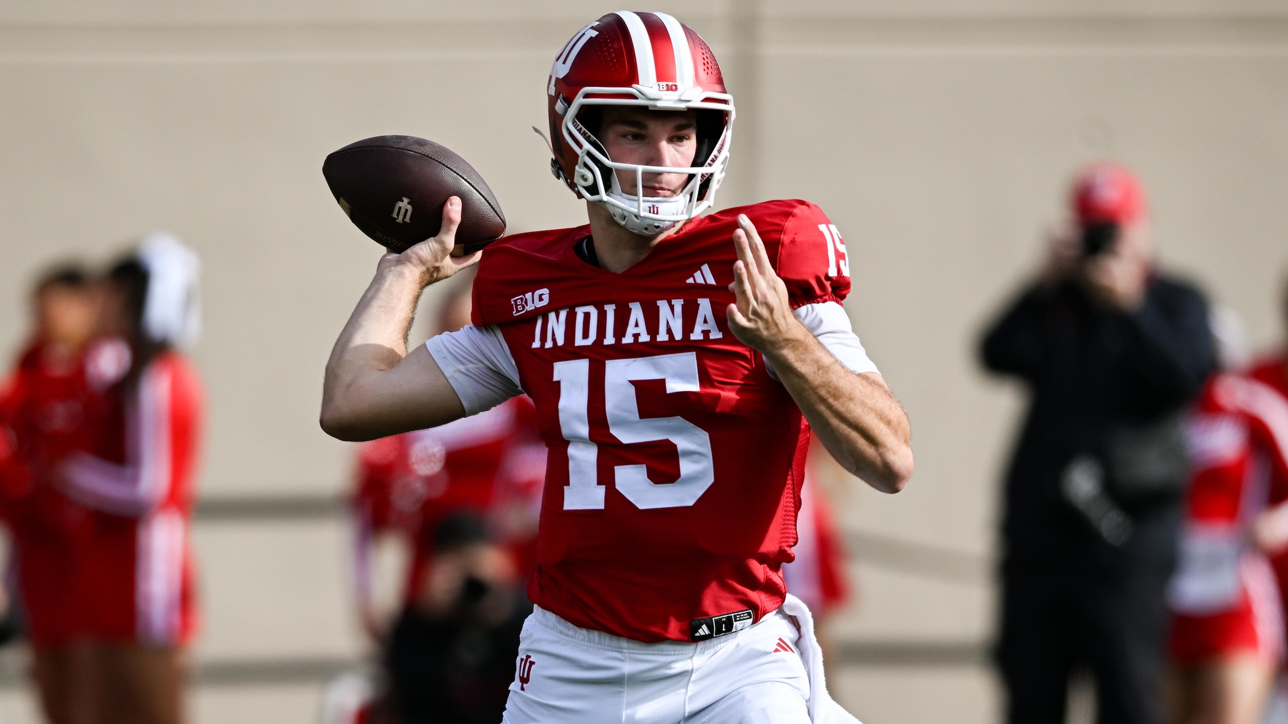 COLLEGE FOOTBALL: NOV 15 Wisconsin at Indiana COLLEGE FOOTBALL: NOV 15 Wisconsin at Indiana