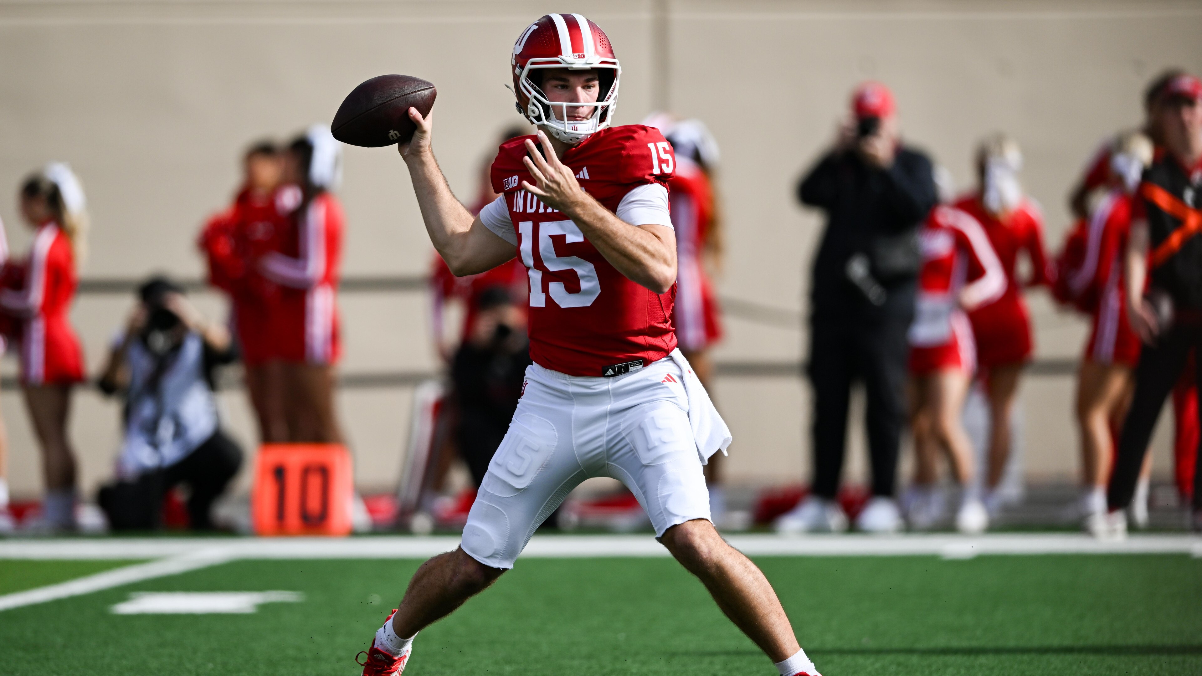 COLLEGE FOOTBALL: NOV 15 Wisconsin at Indiana COLLEGE FOOTBALL: NOV 15 Wisconsin at Indiana