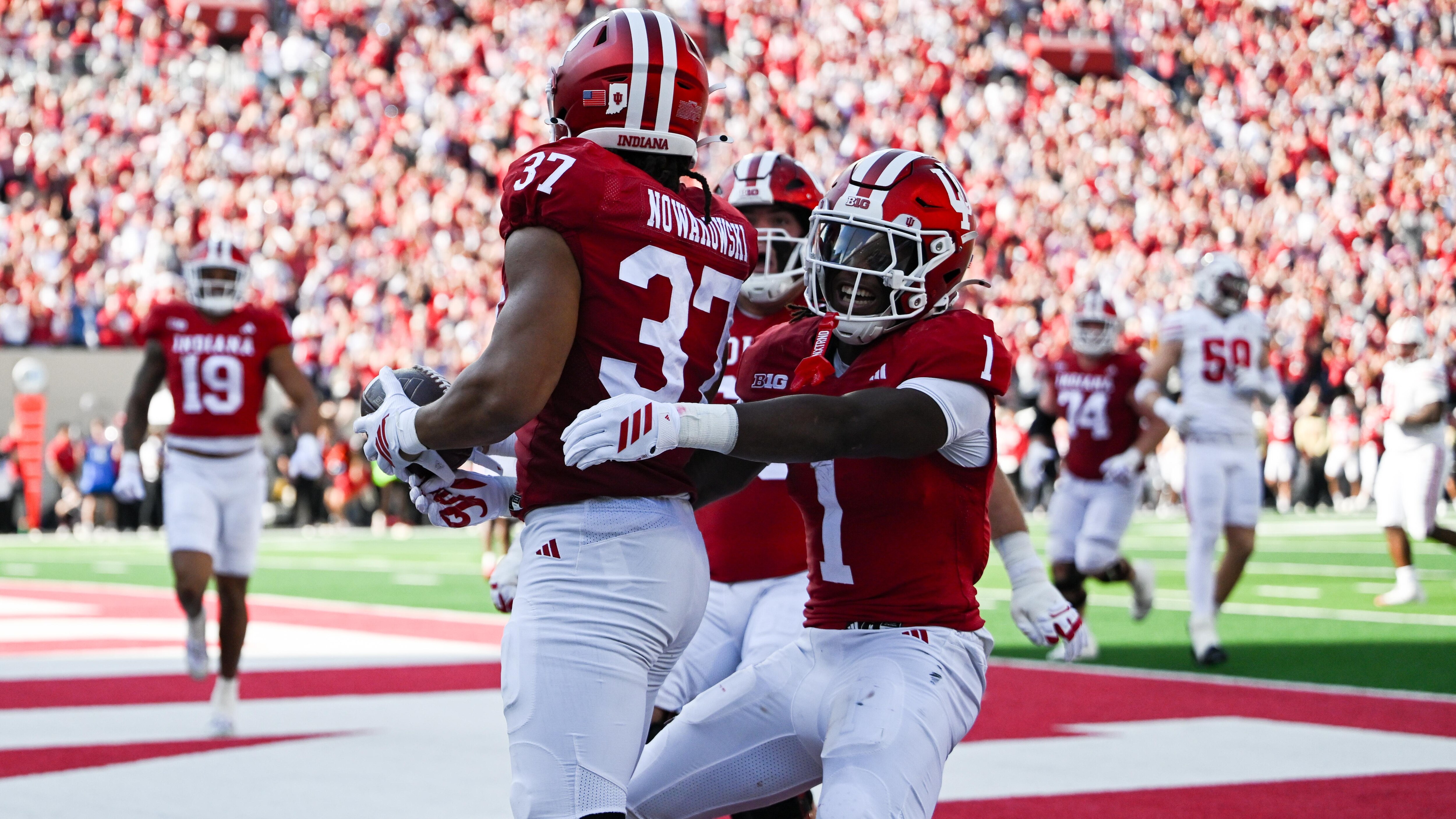 COLLEGE FOOTBALL: NOV 15 Wisconsin at Indiana