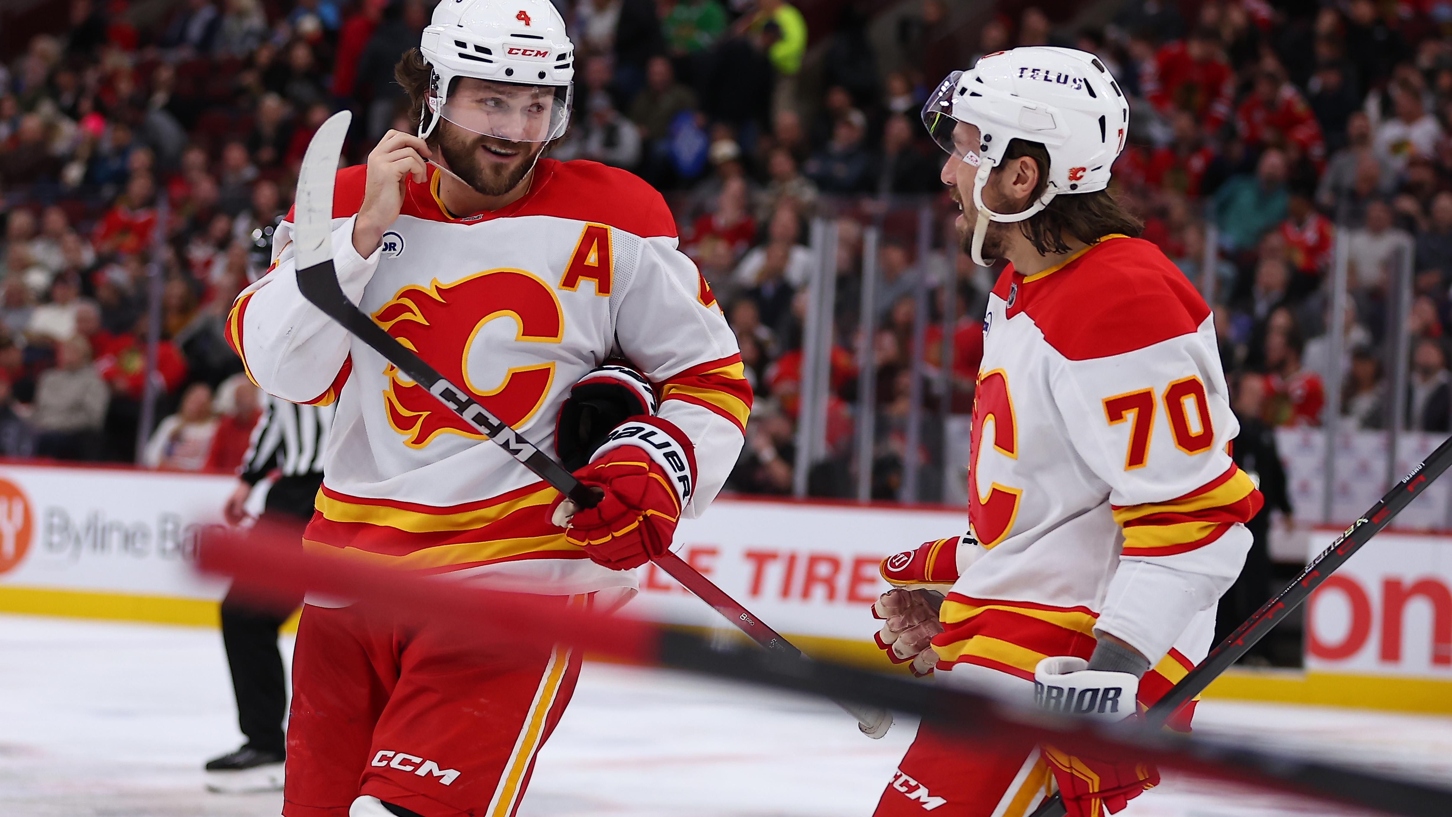 NHL: NOV 18 Flames at Blackhawks