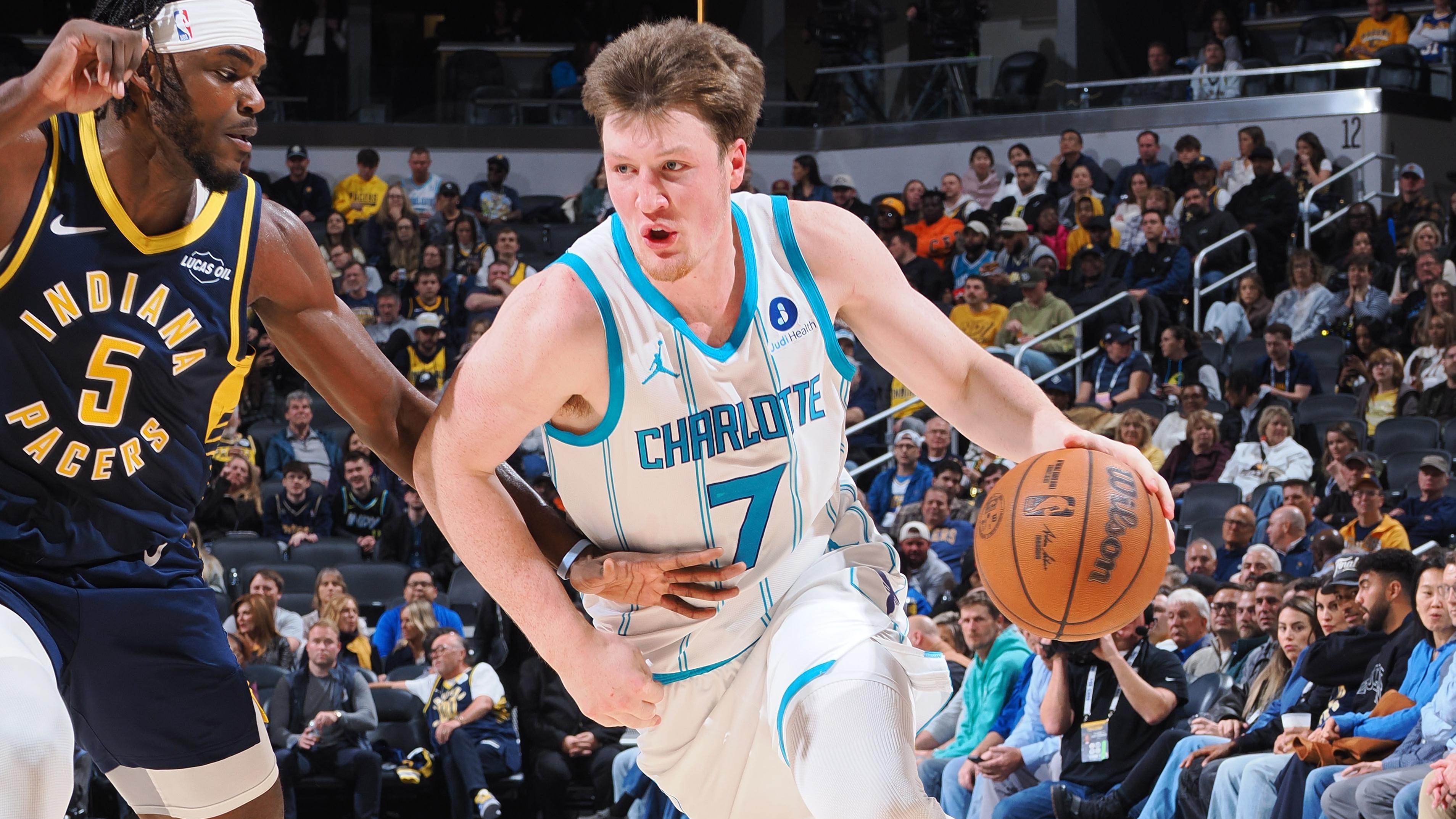 Charlotte Hornets v Indiana Pacers