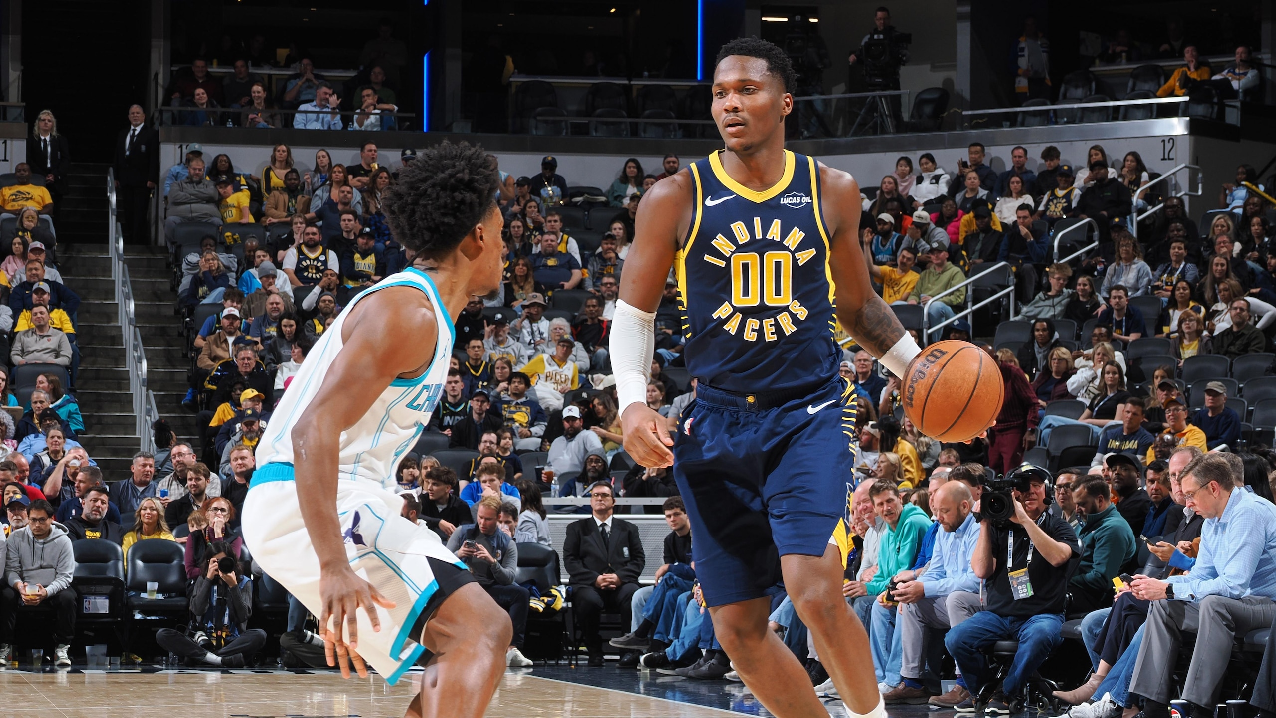 Charlotte Hornets v Indiana Pacers