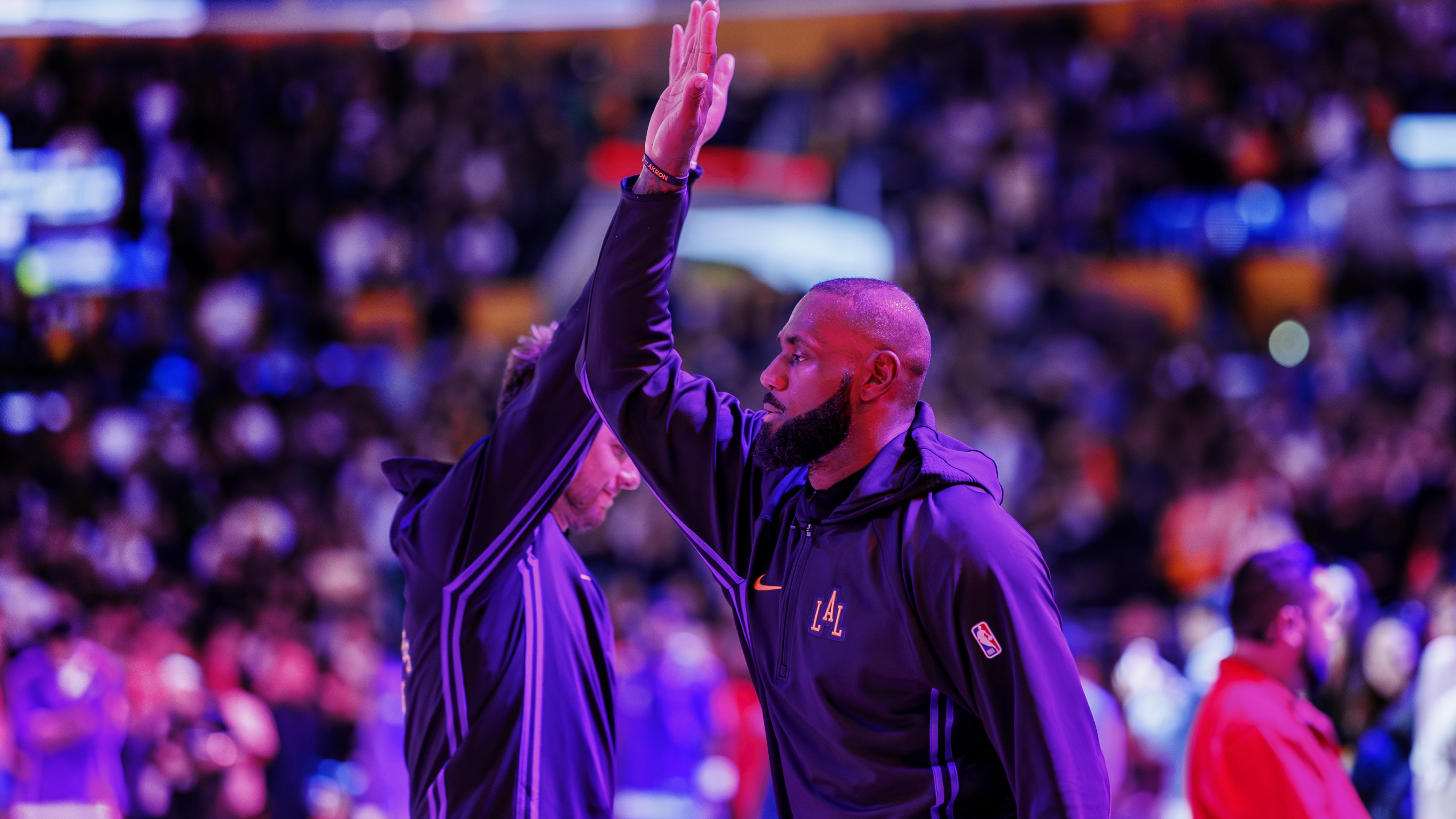 Lakers vs Jazz in Los Angeles, CA