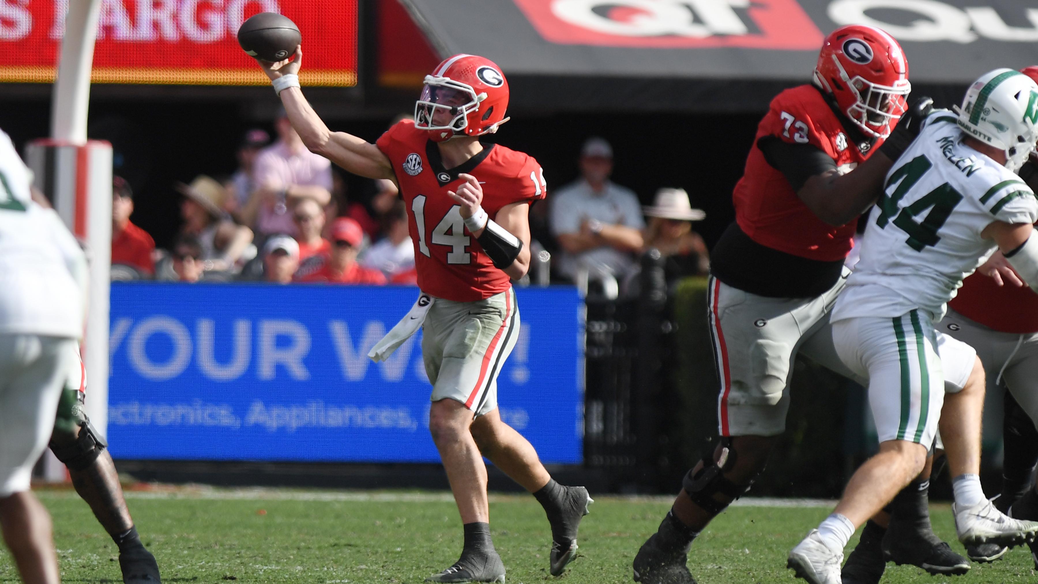 COLLEGE FOOTBALL: NOV 22 Charlotte at Georgia