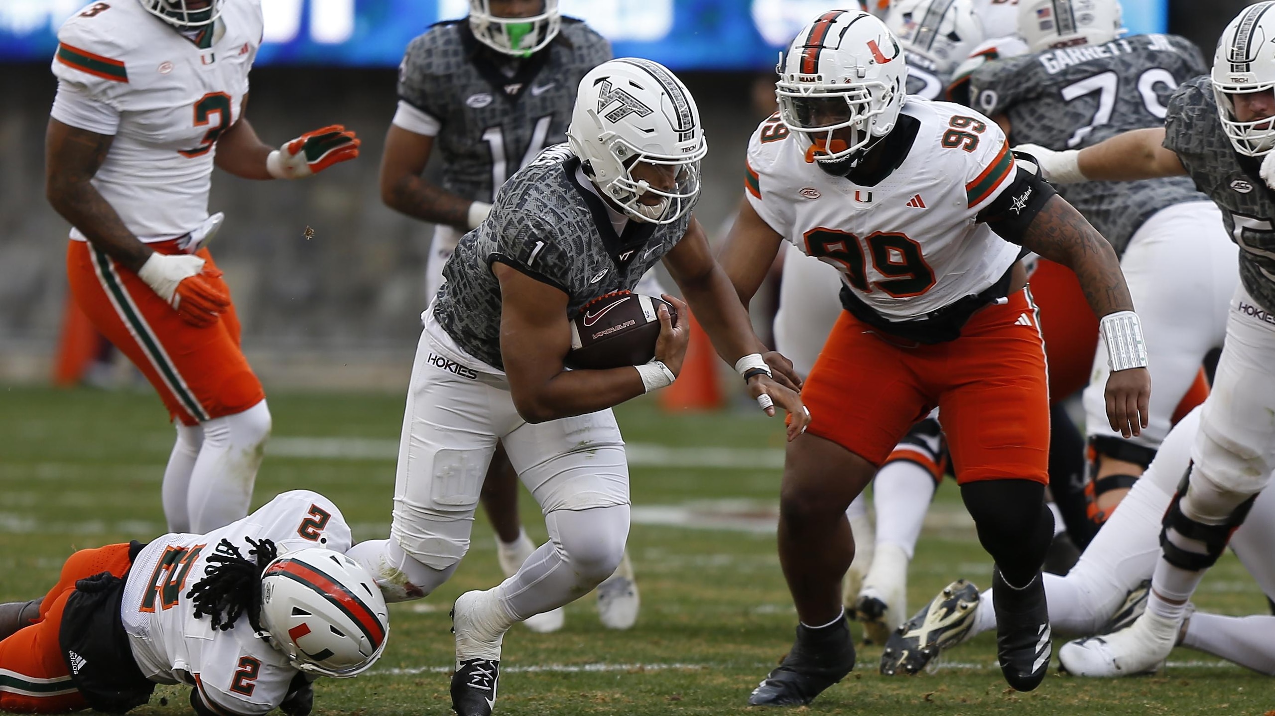 COLLEGE FOOTBALL: NOV 22 Miami at Virginia Tech