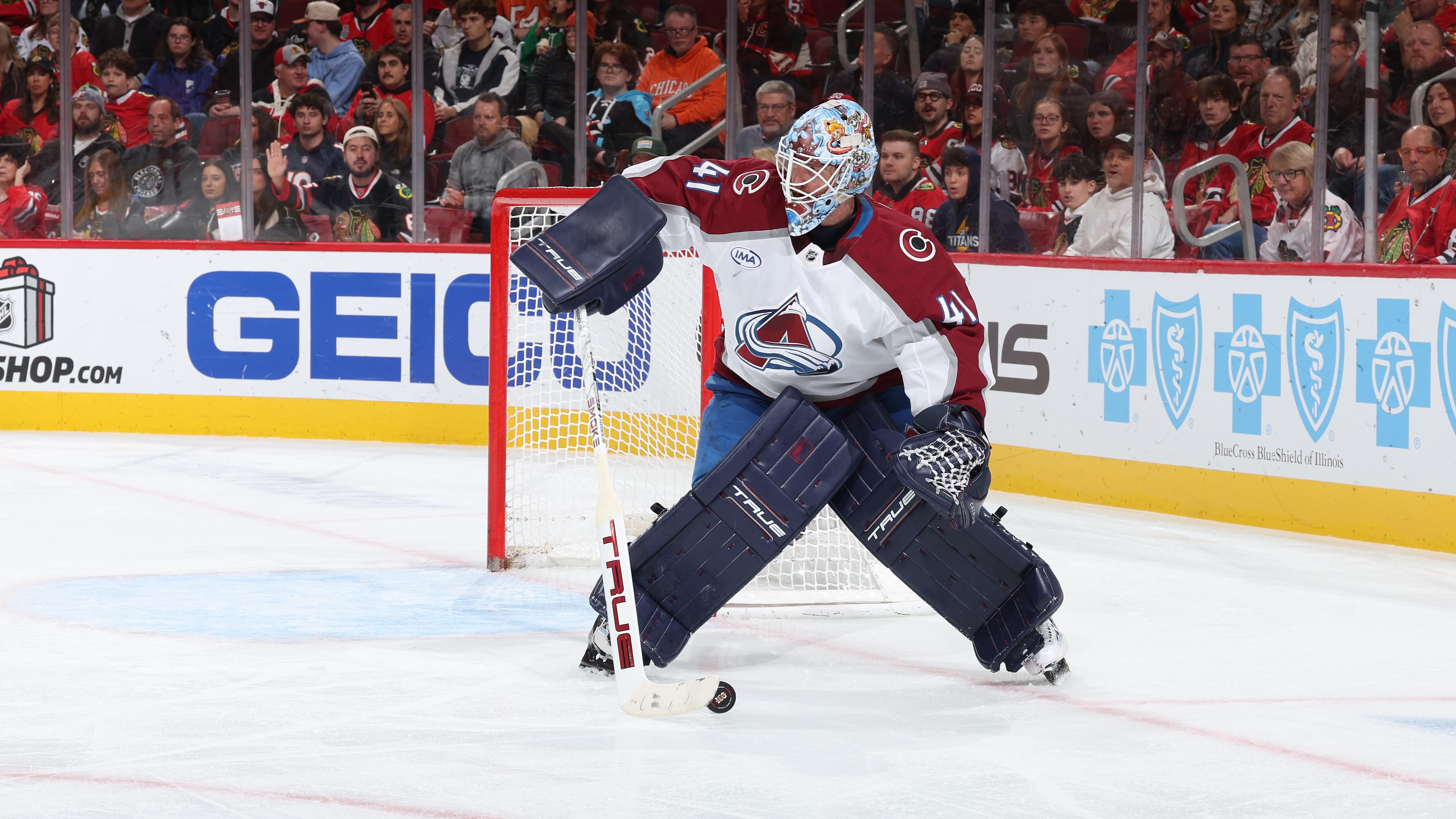 Colorado Avalanche v Chicago Blackhawks