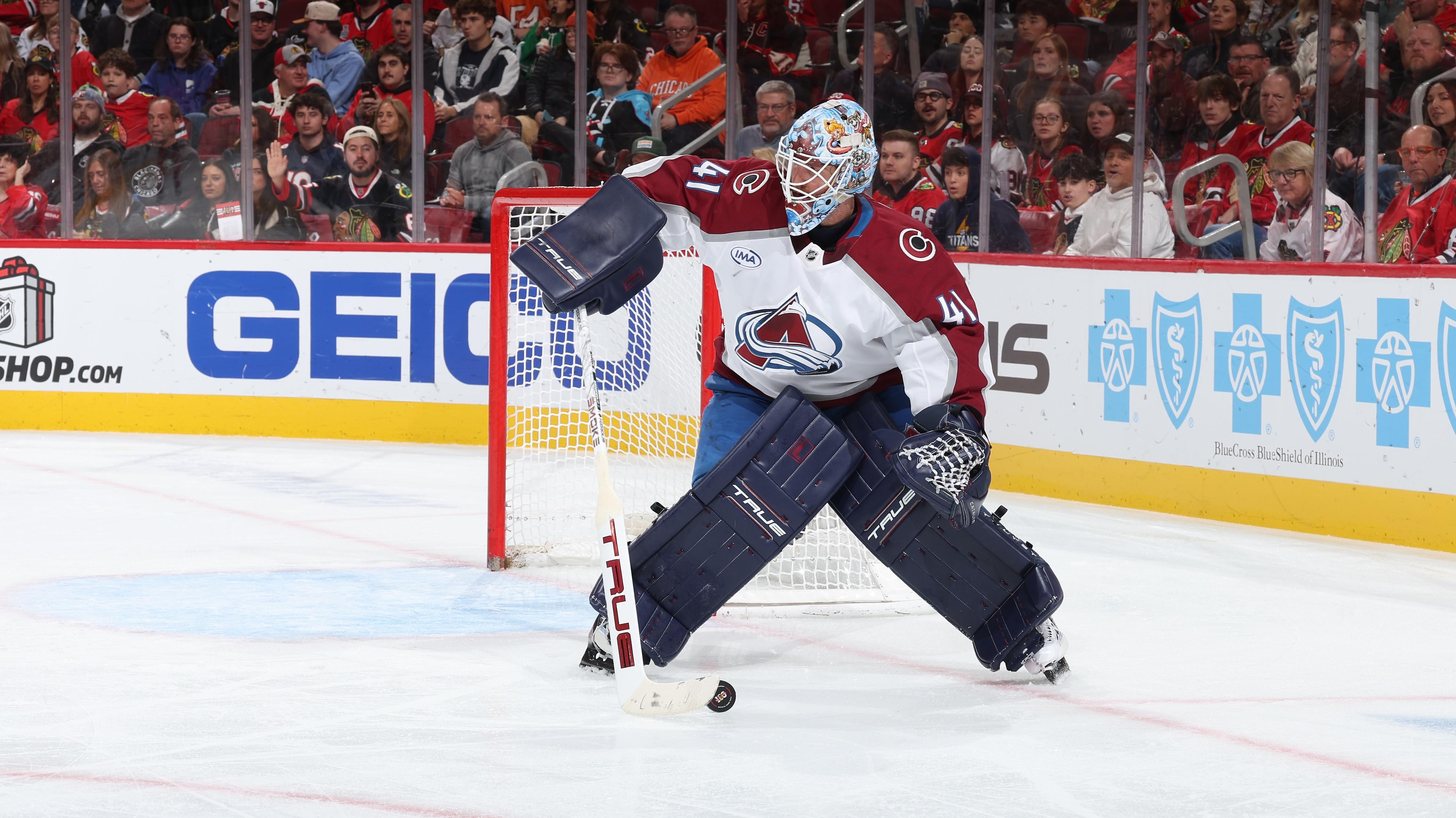 Colorado Avalanche v Chicago Blackhawks
