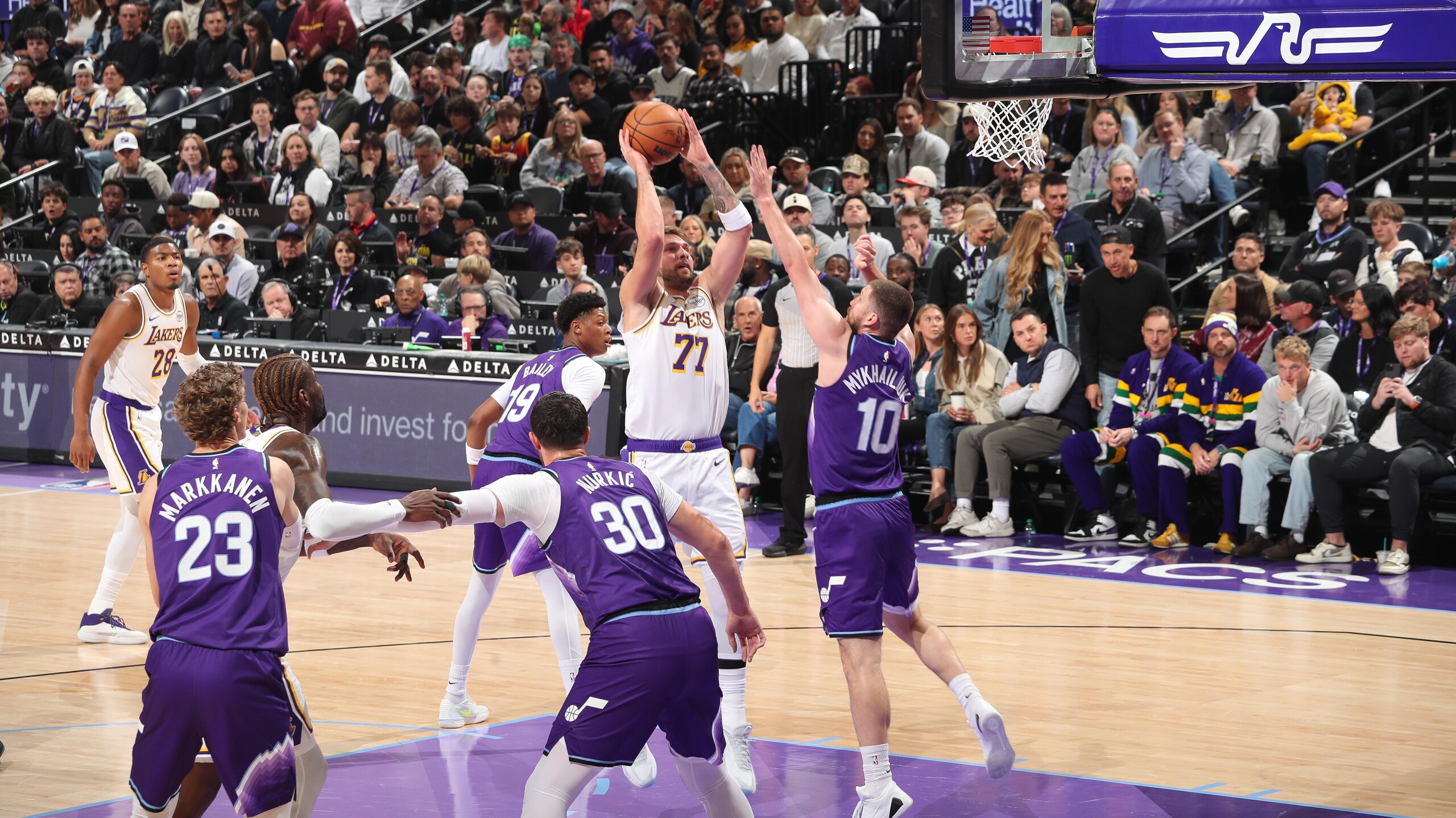 Los Angeles Lakers v Utah Jazz