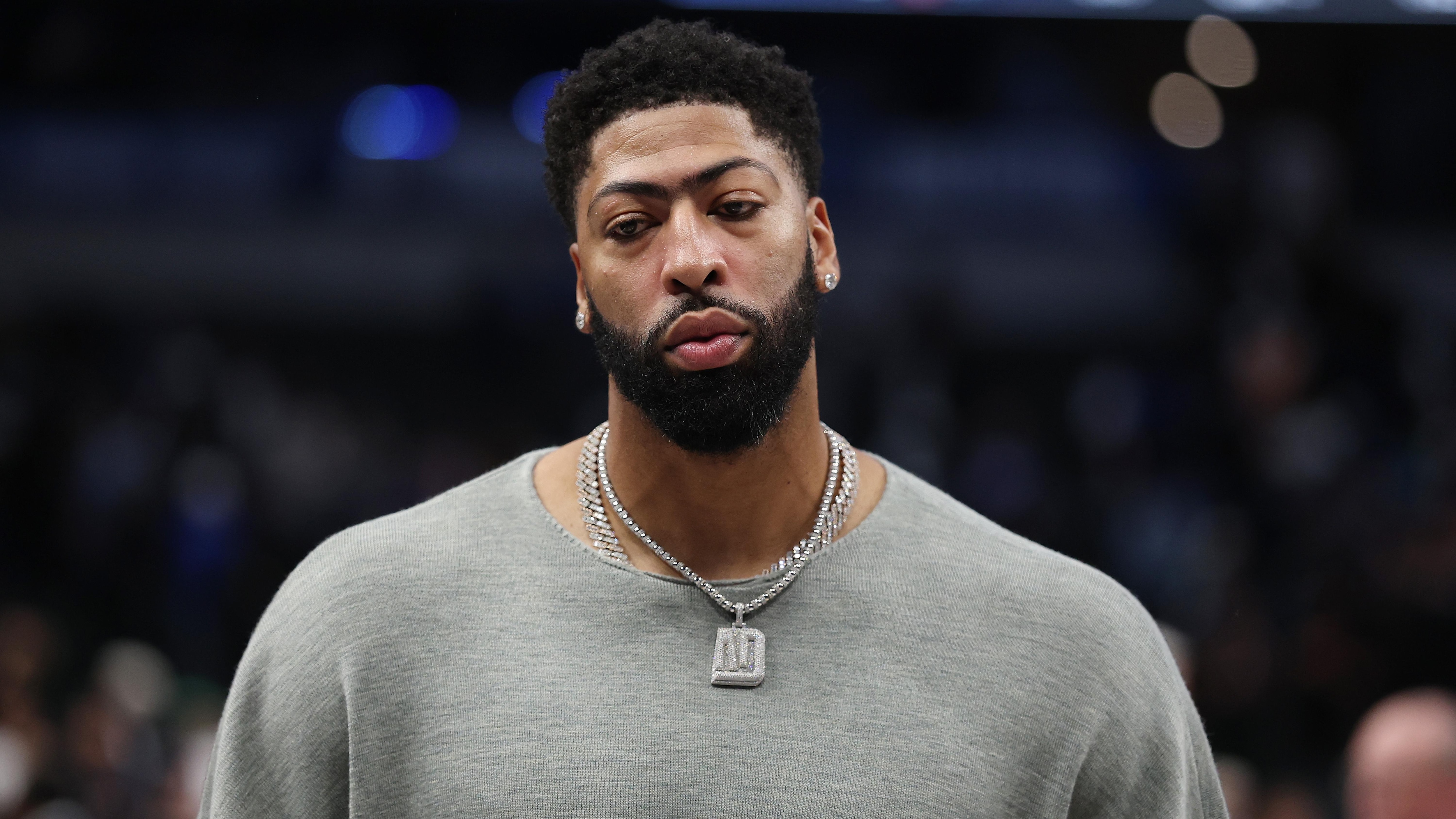 Knicks Eye Anthony Davis to Boost Title Bid
