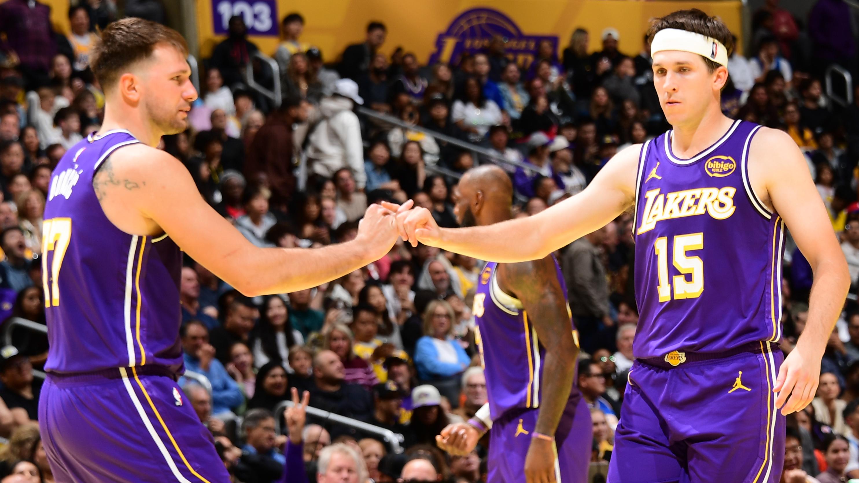 Los Angeles Clippers v Los Angeles Lakers