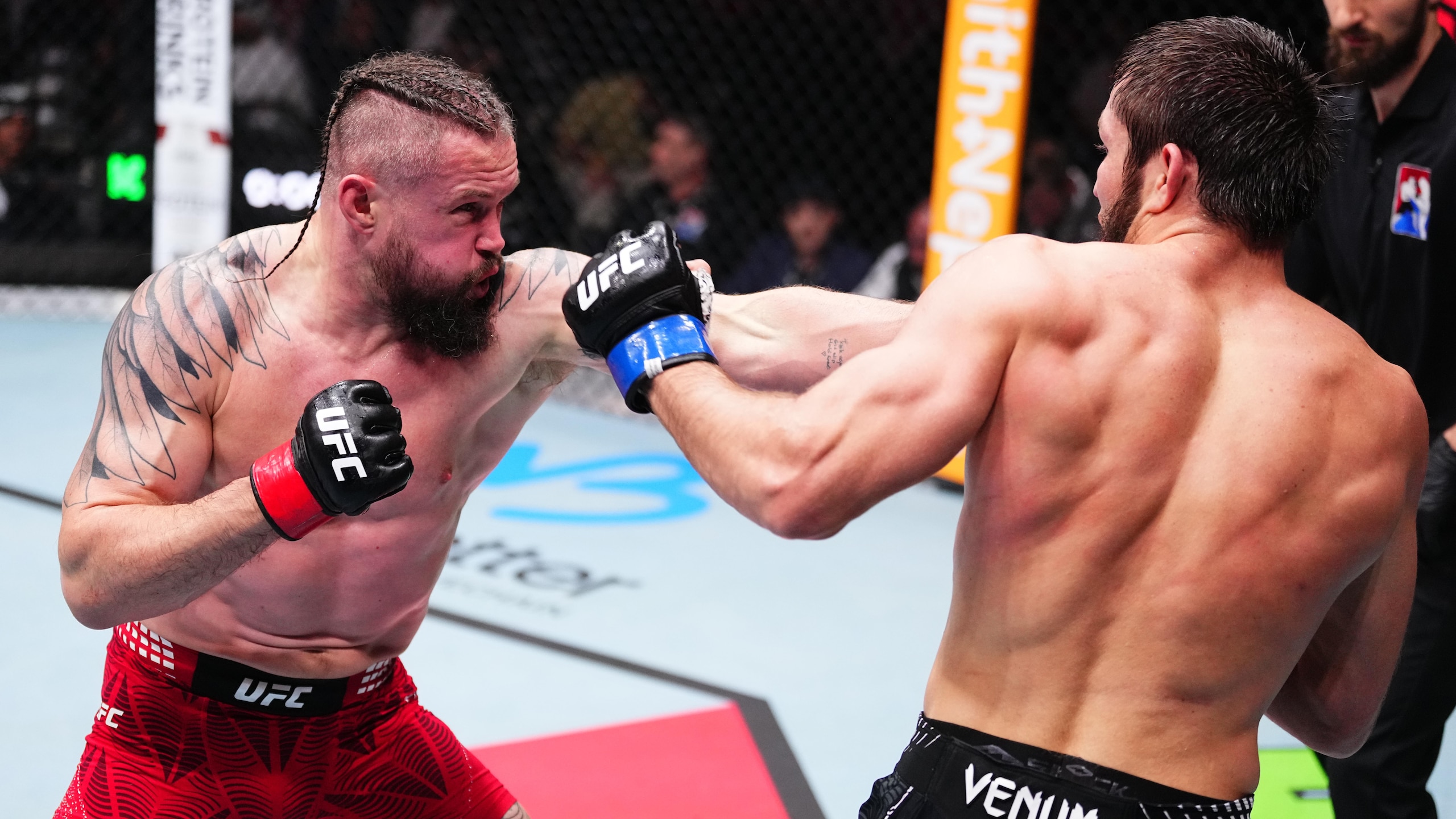UFC Fight Night: Dalby v Izagakhmaev