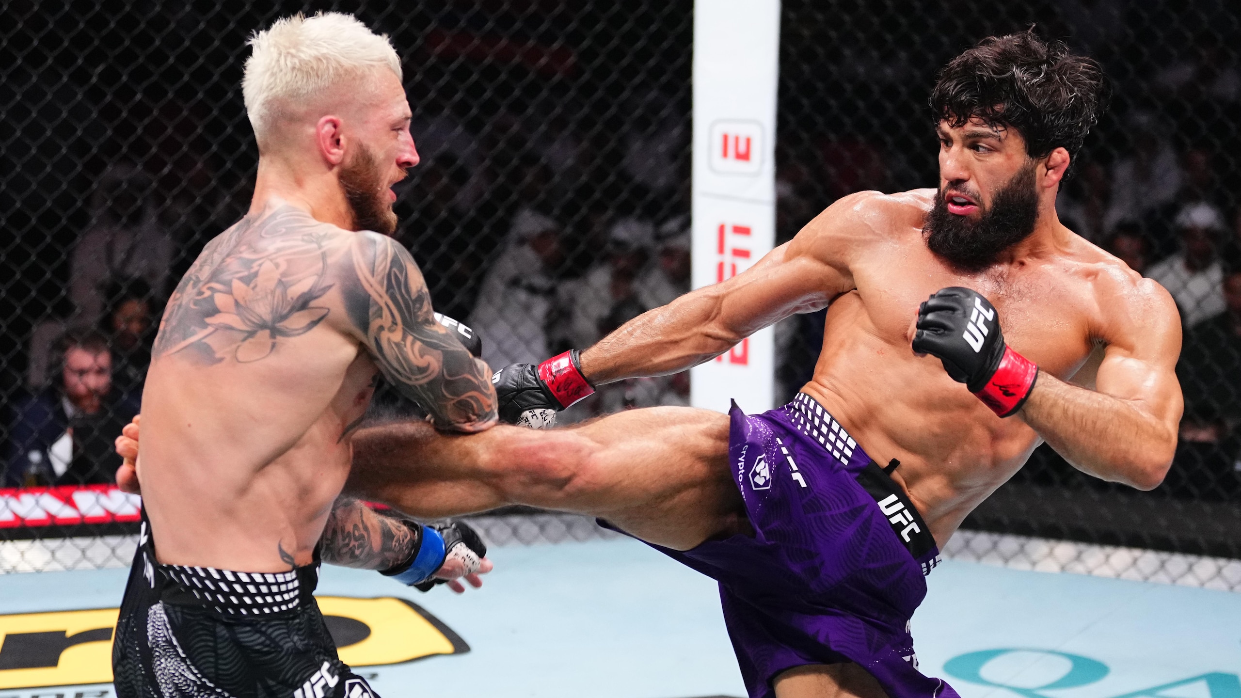 UFC Fight Night: Tsarukyan v Hooker