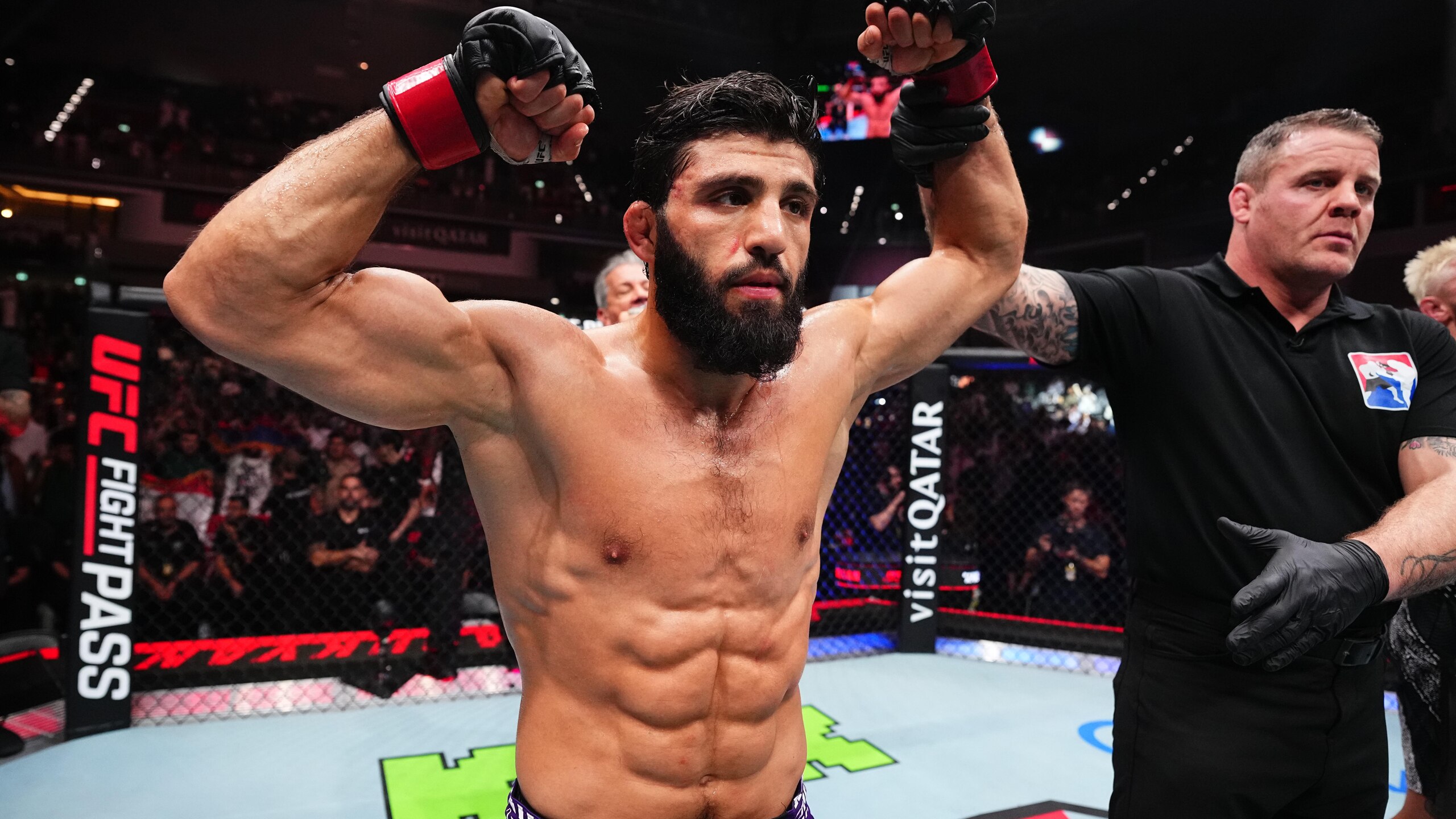 UFC Fight Night: Tsarukyan v Hooker